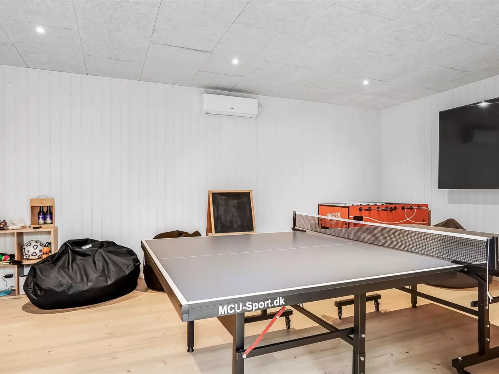 "Babara" - 350m from the sea-Inside