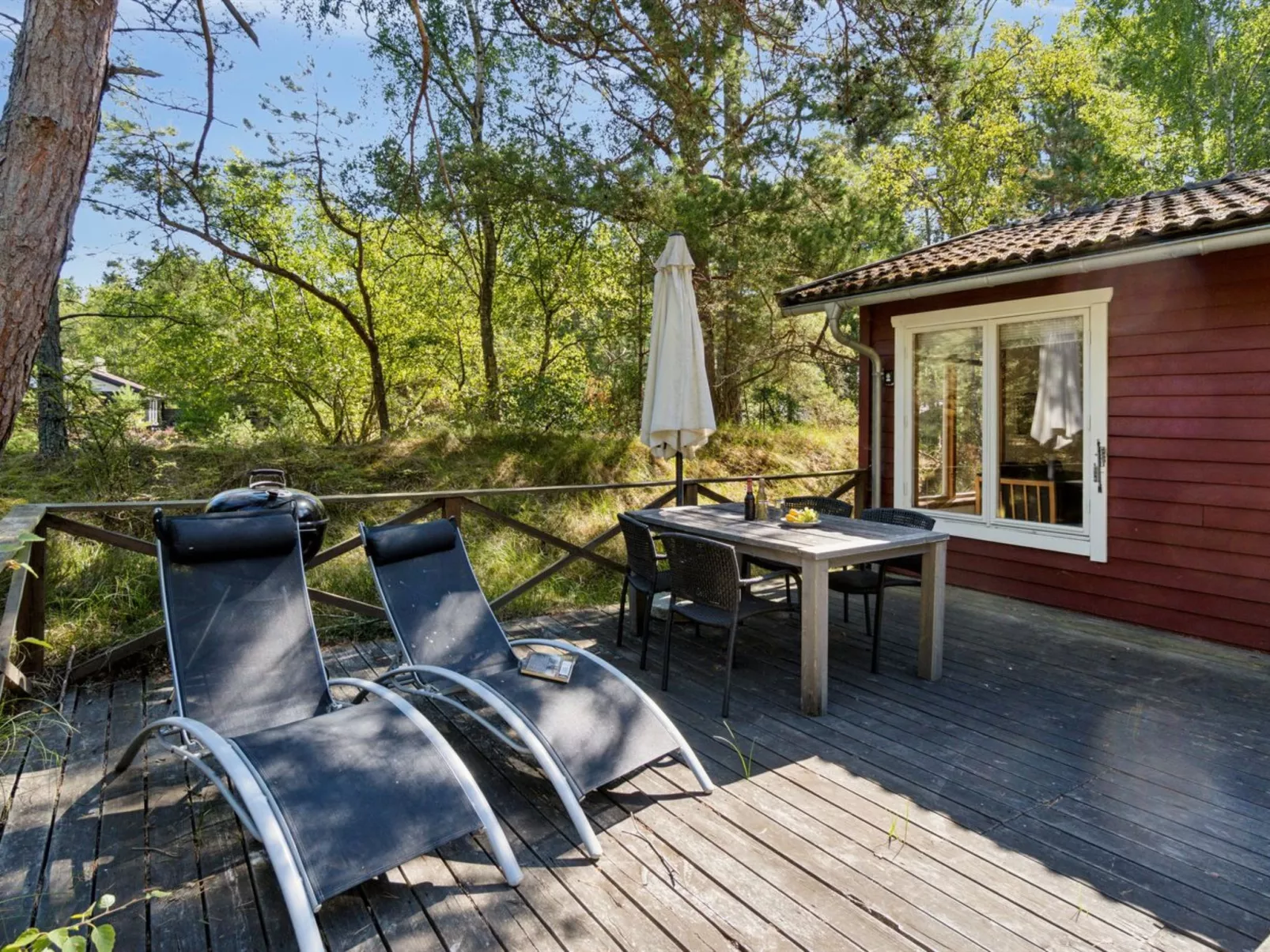 "Fredsine" - 1.2km from the sea-Outside