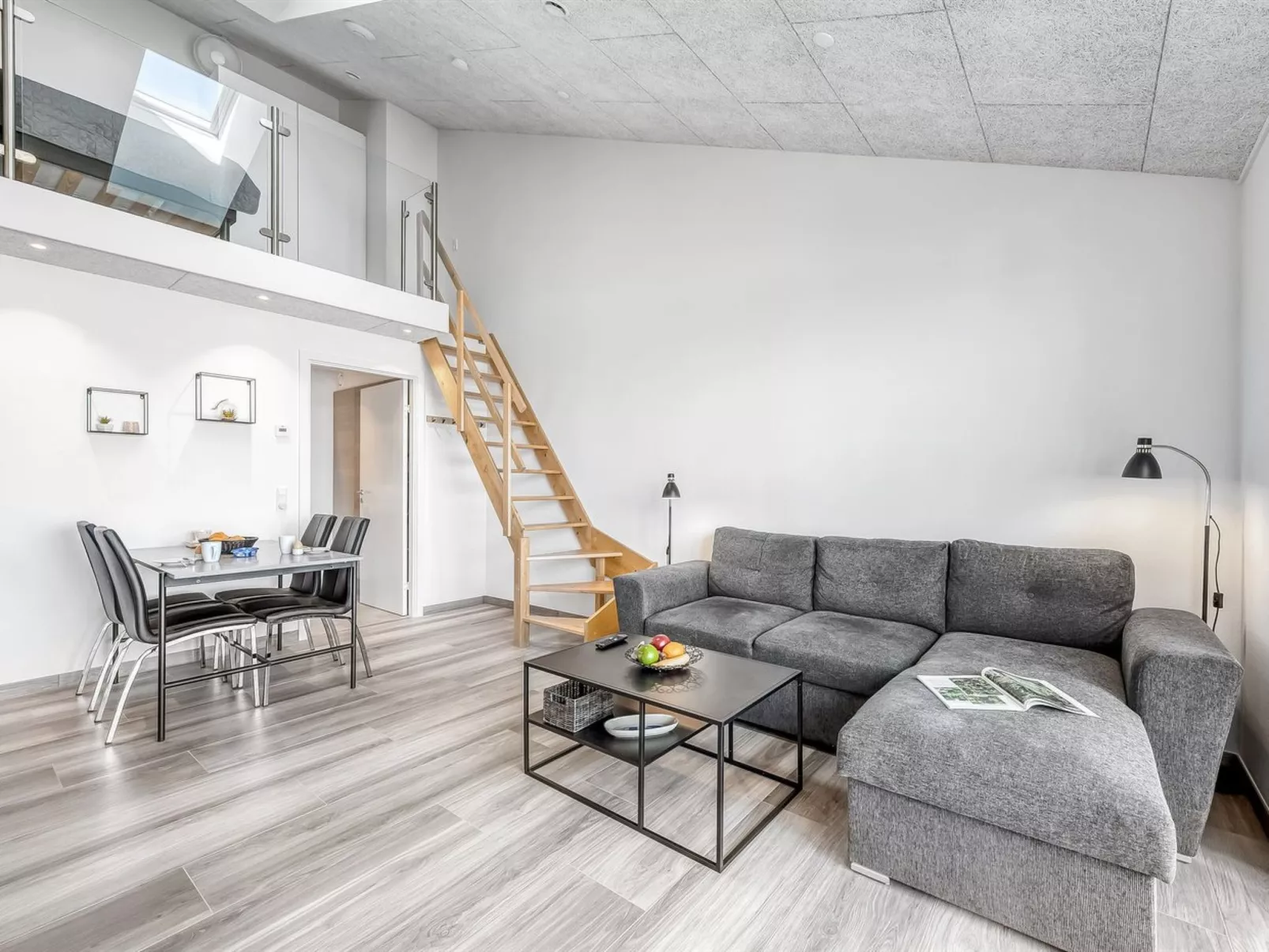 "Els" - 100m to the fjord-Dedans