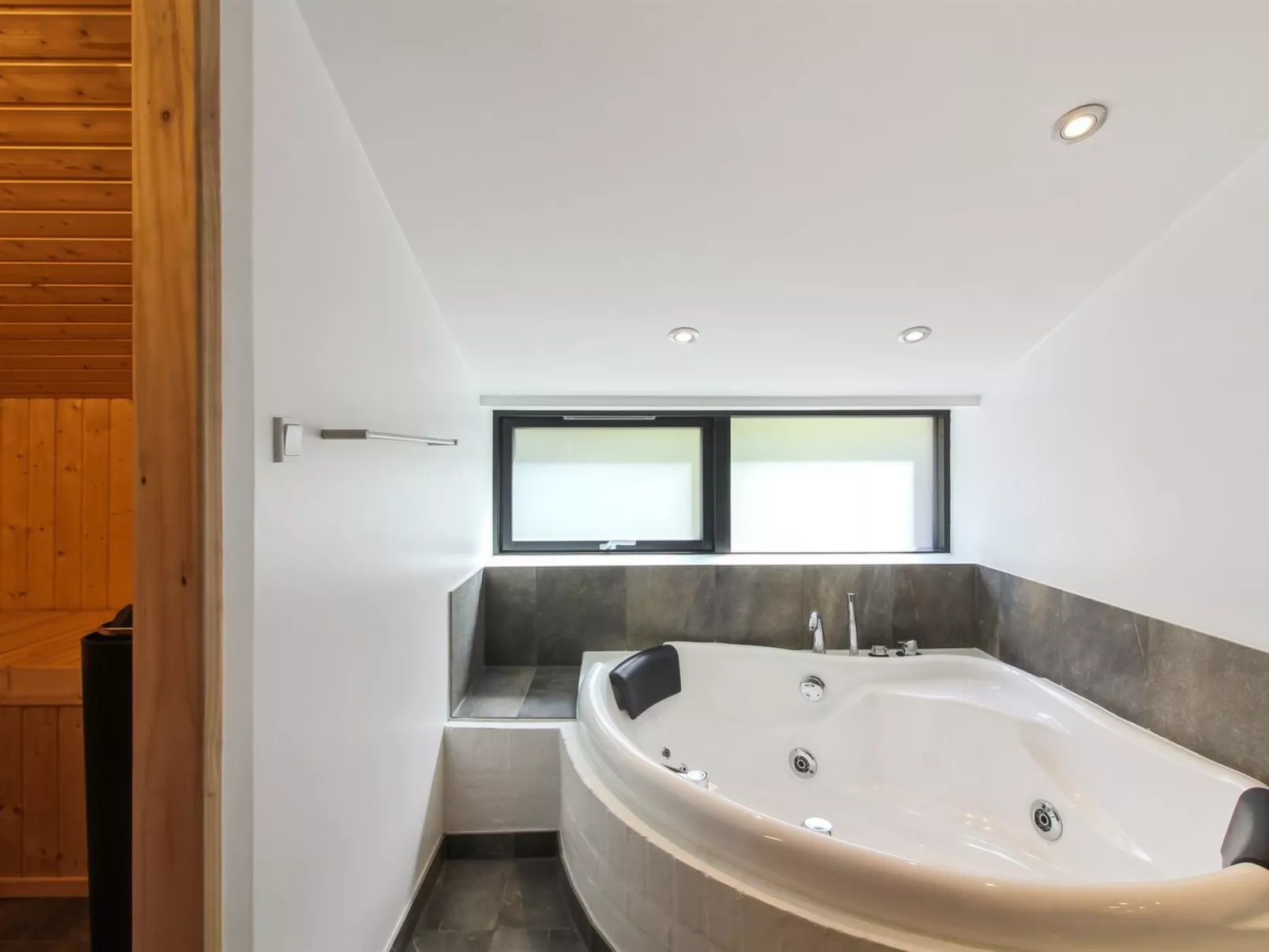 "Kristiina" - 500m from the sea-Drinnen