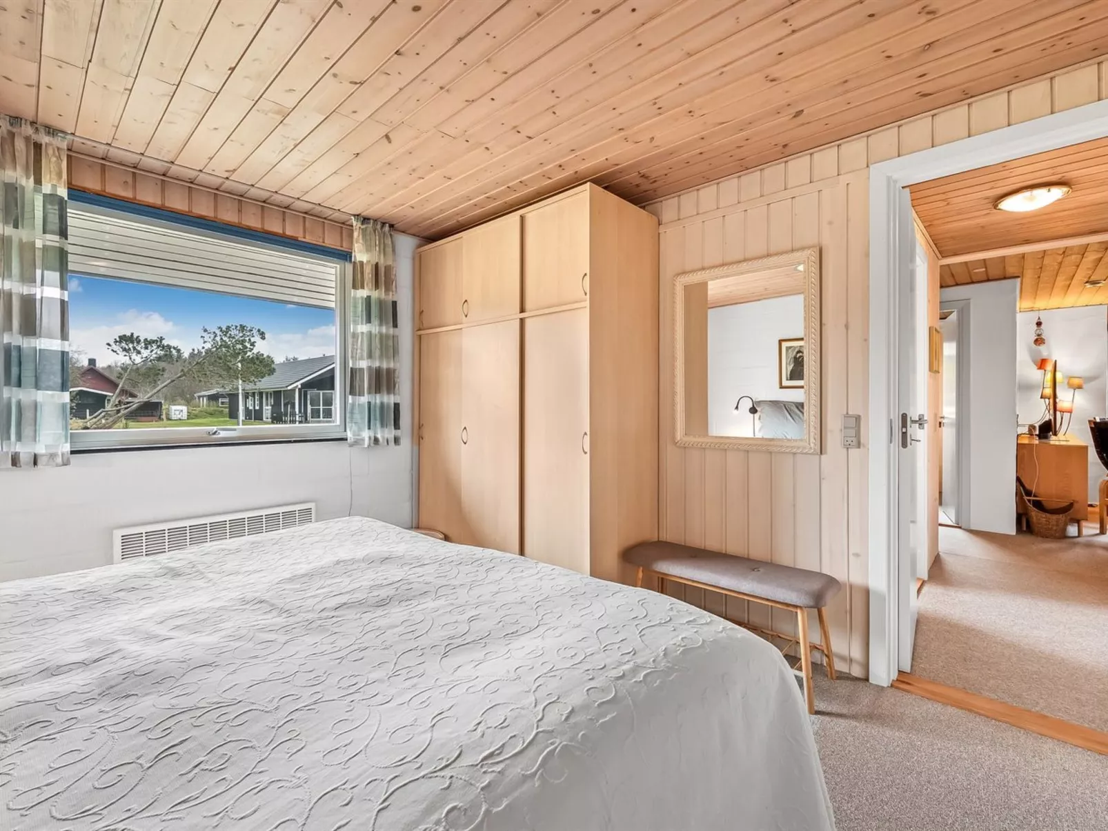 "Moreen" - 200m to the fjord-Dedans