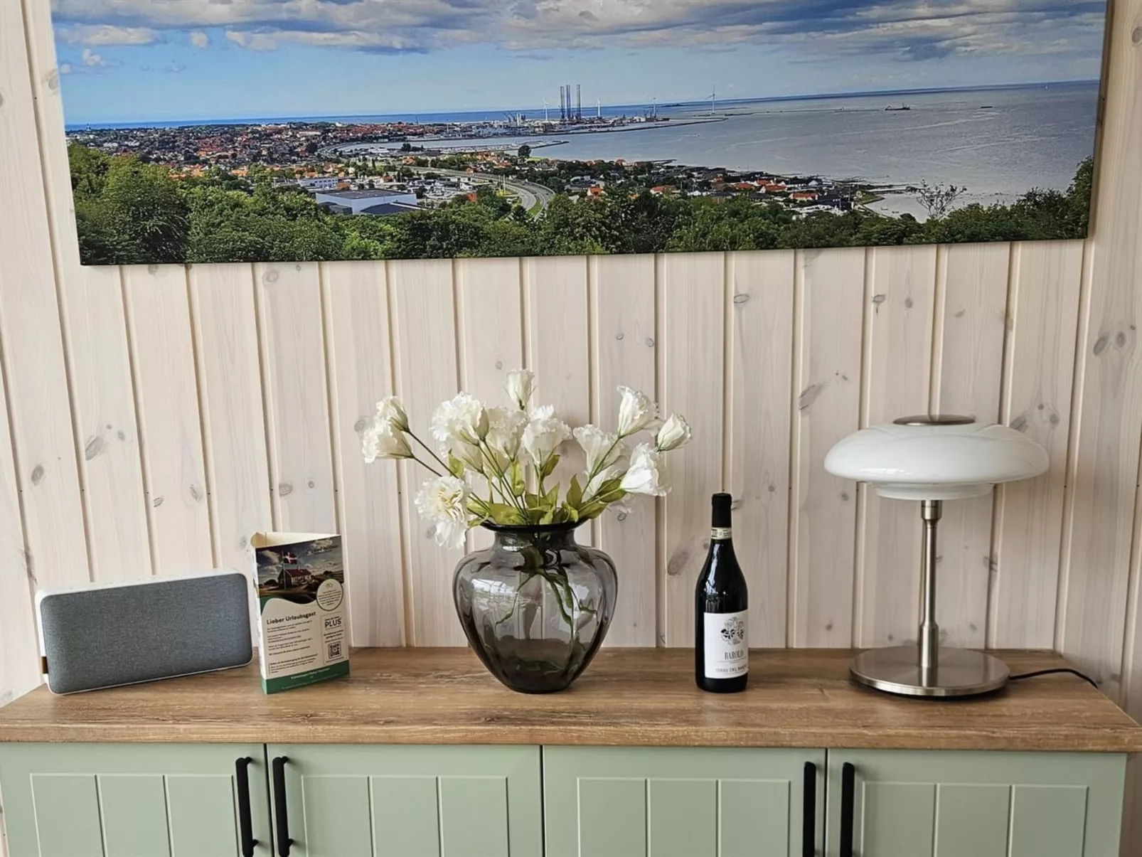 "Grep" - 800m from the sea-Drinnen