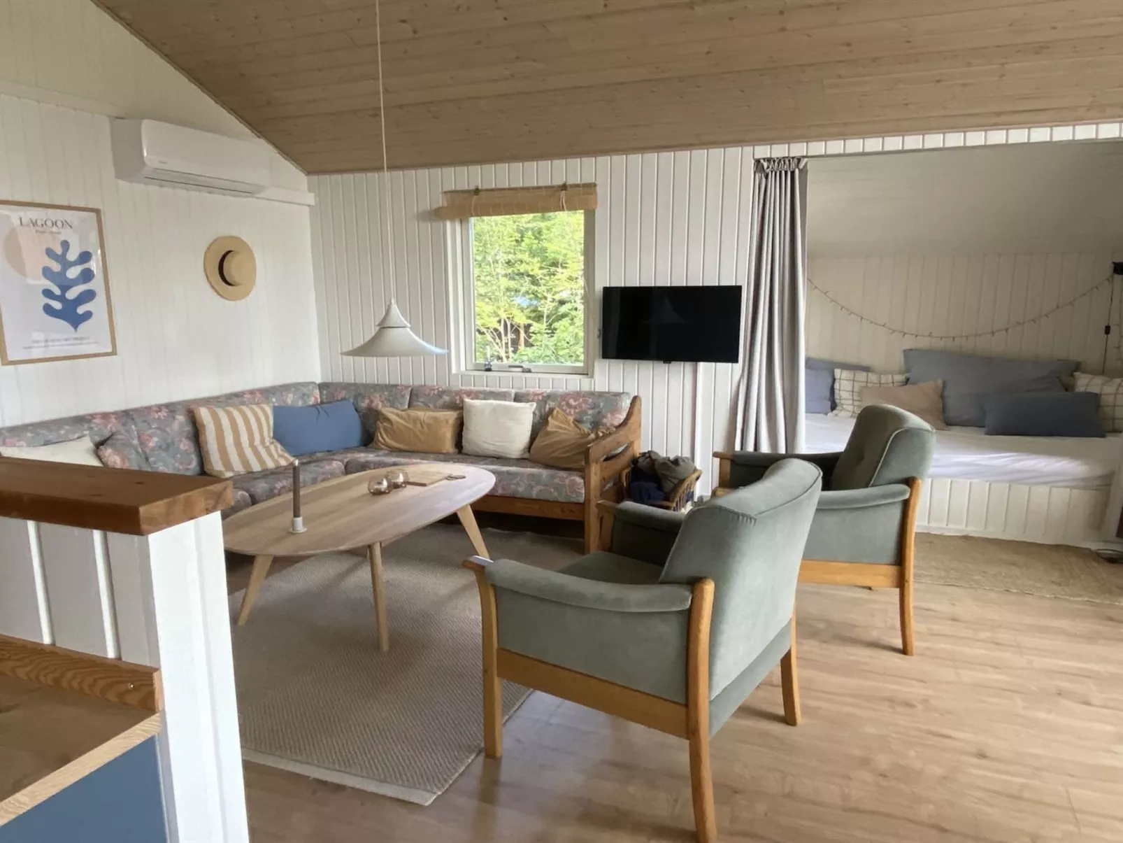 "Anne" - 150m from the sea-Dedans