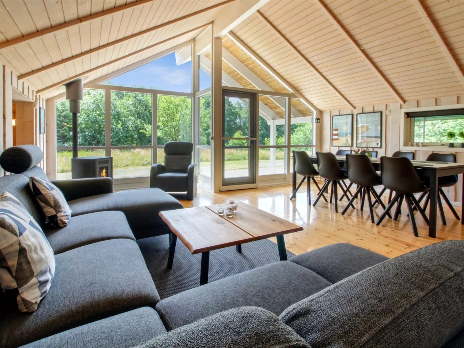 "Sanna" - 30km from the sea-Inside