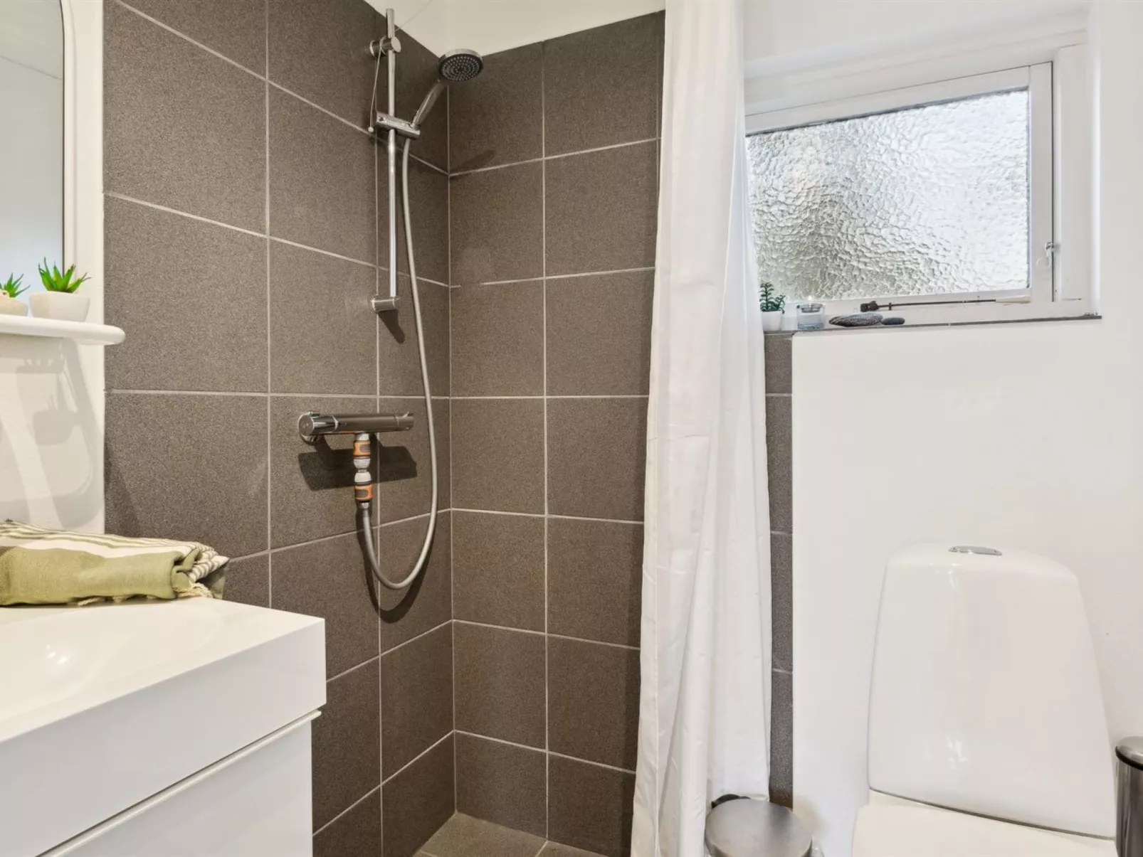 "Jukka" - 2km from the sea-Inside