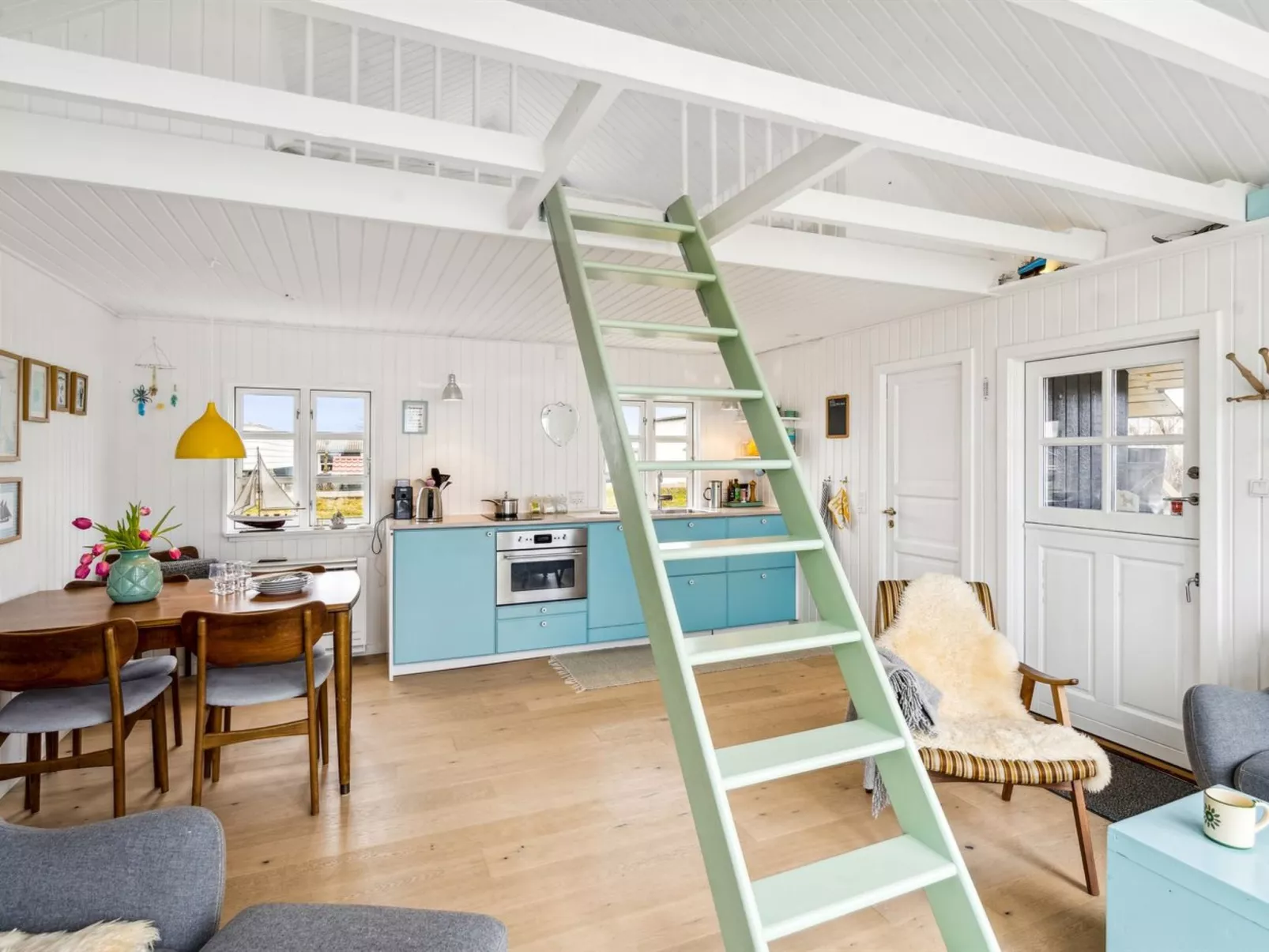 "Ofrath" - 5m from the sea-Inside