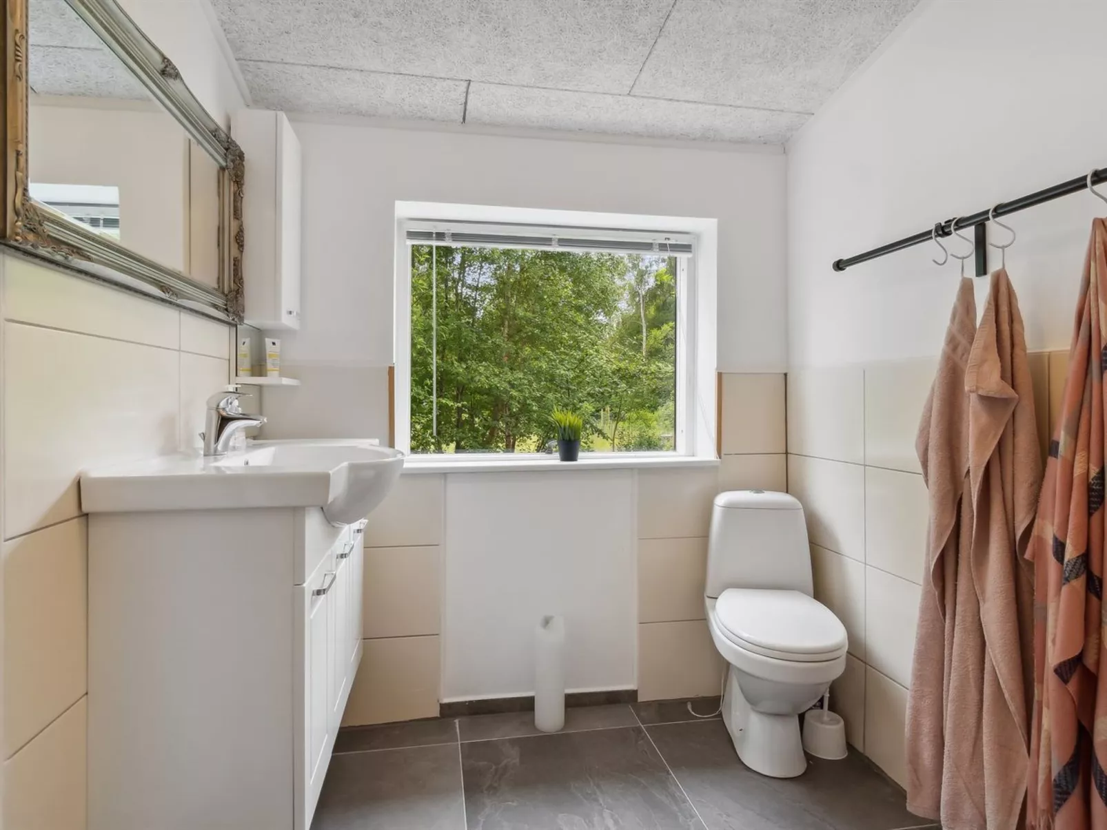 "Odsten" - 800m from the sea-Inside