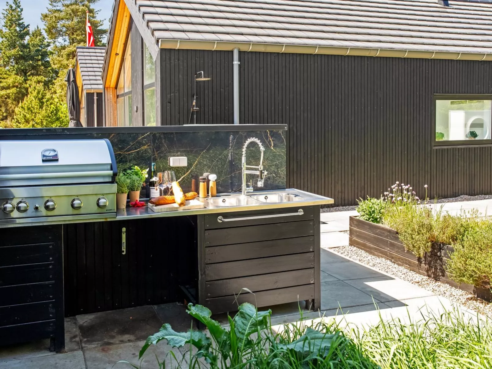 "Menja" - 1.4km from the sea-Outside