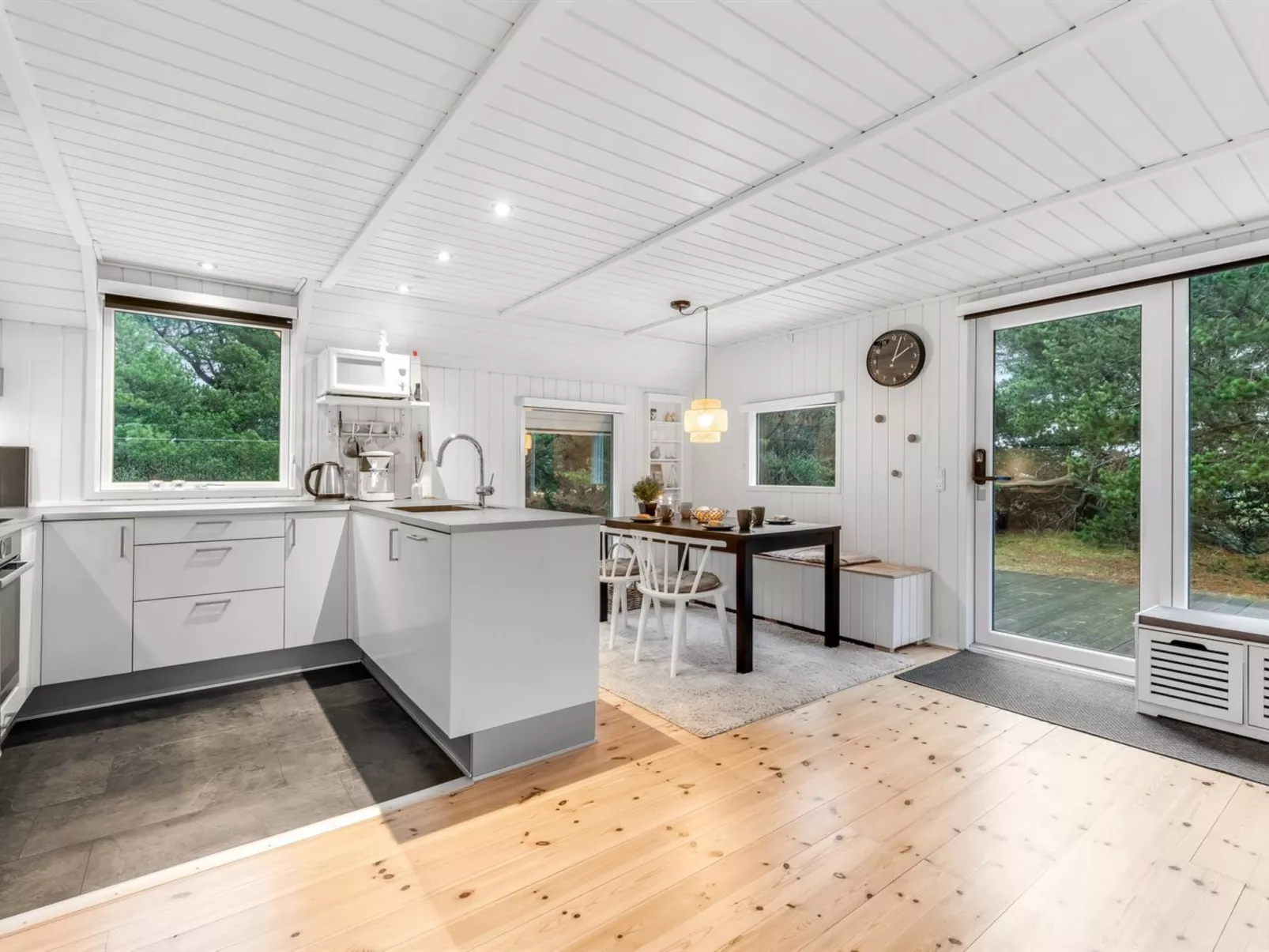 "Ginna" - 1.3km from the sea-Inside