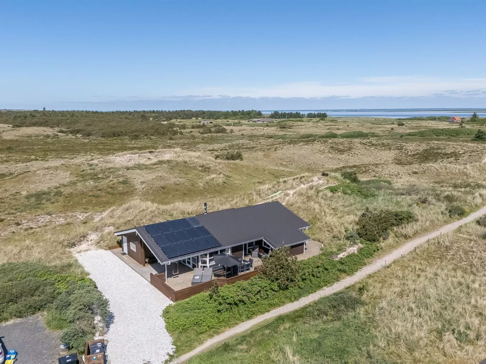 "Aurore" - 700m from the sea-Draußen