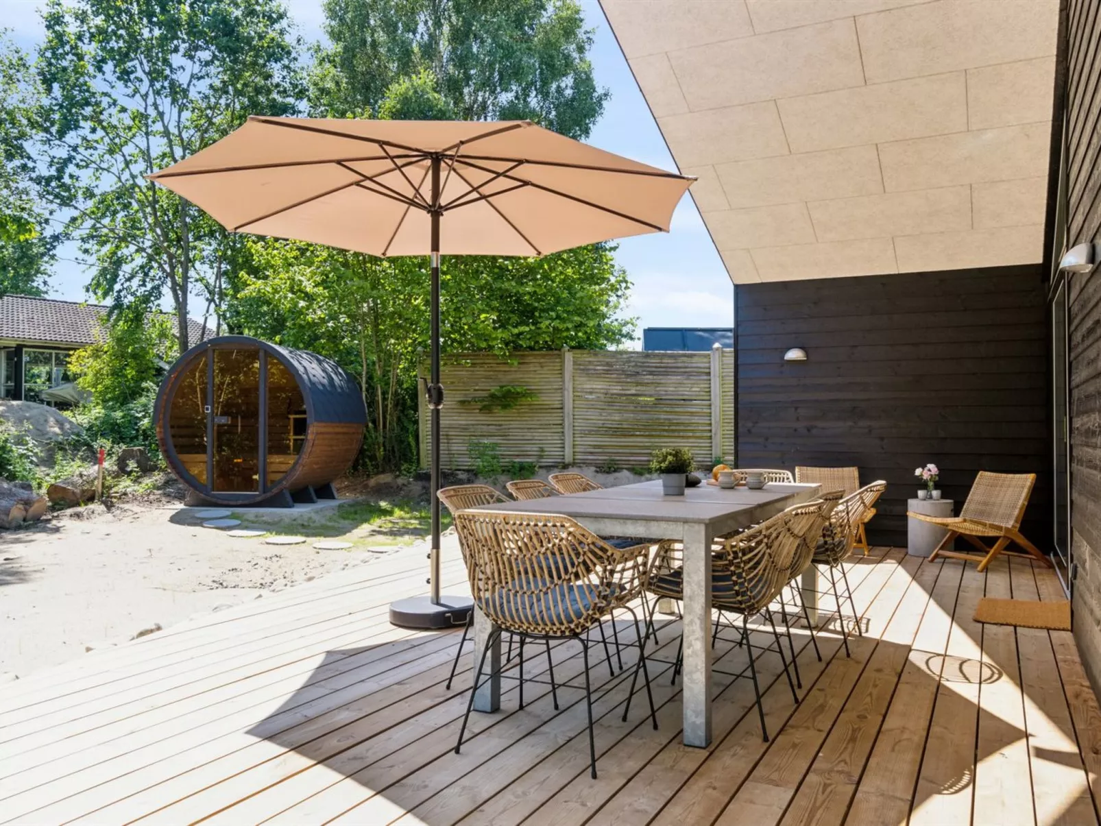 "Lonneke" - 450m from the sea-Dehors