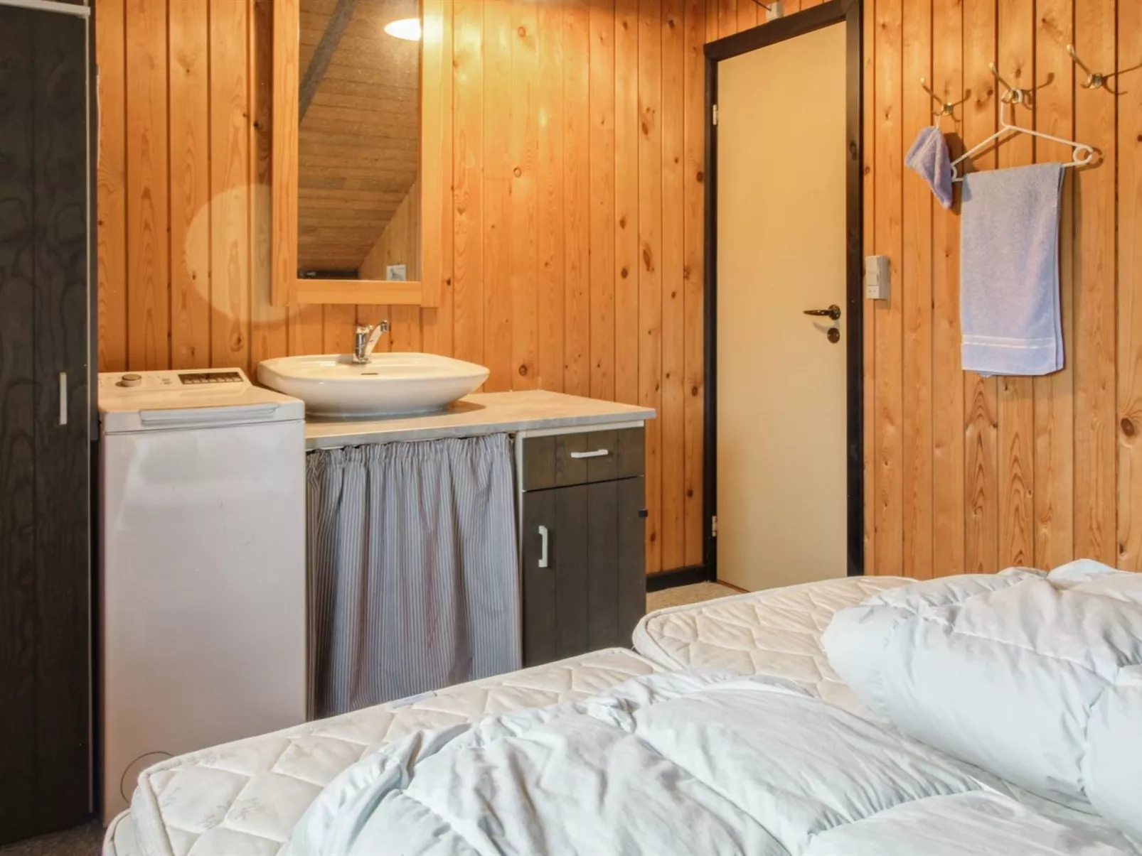 "Gabi" - 30km from the sea-Drinnen