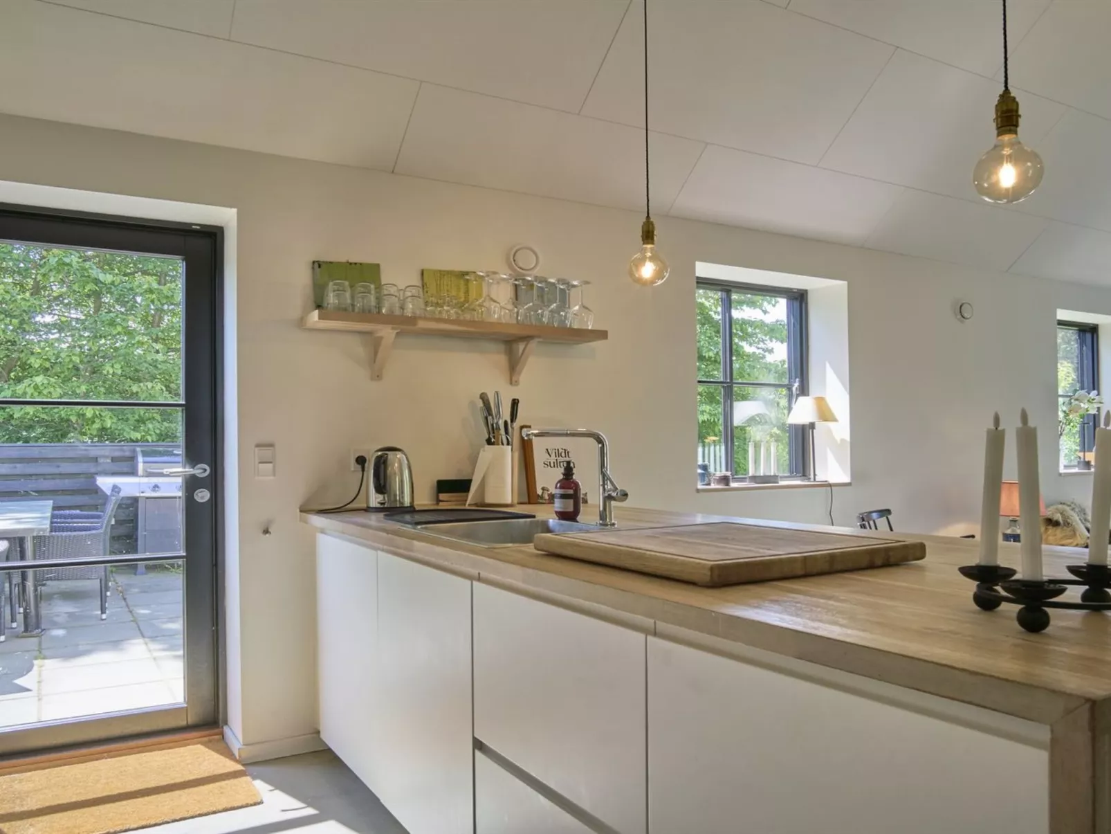 "Agir" - 200m from the sea-Dedans