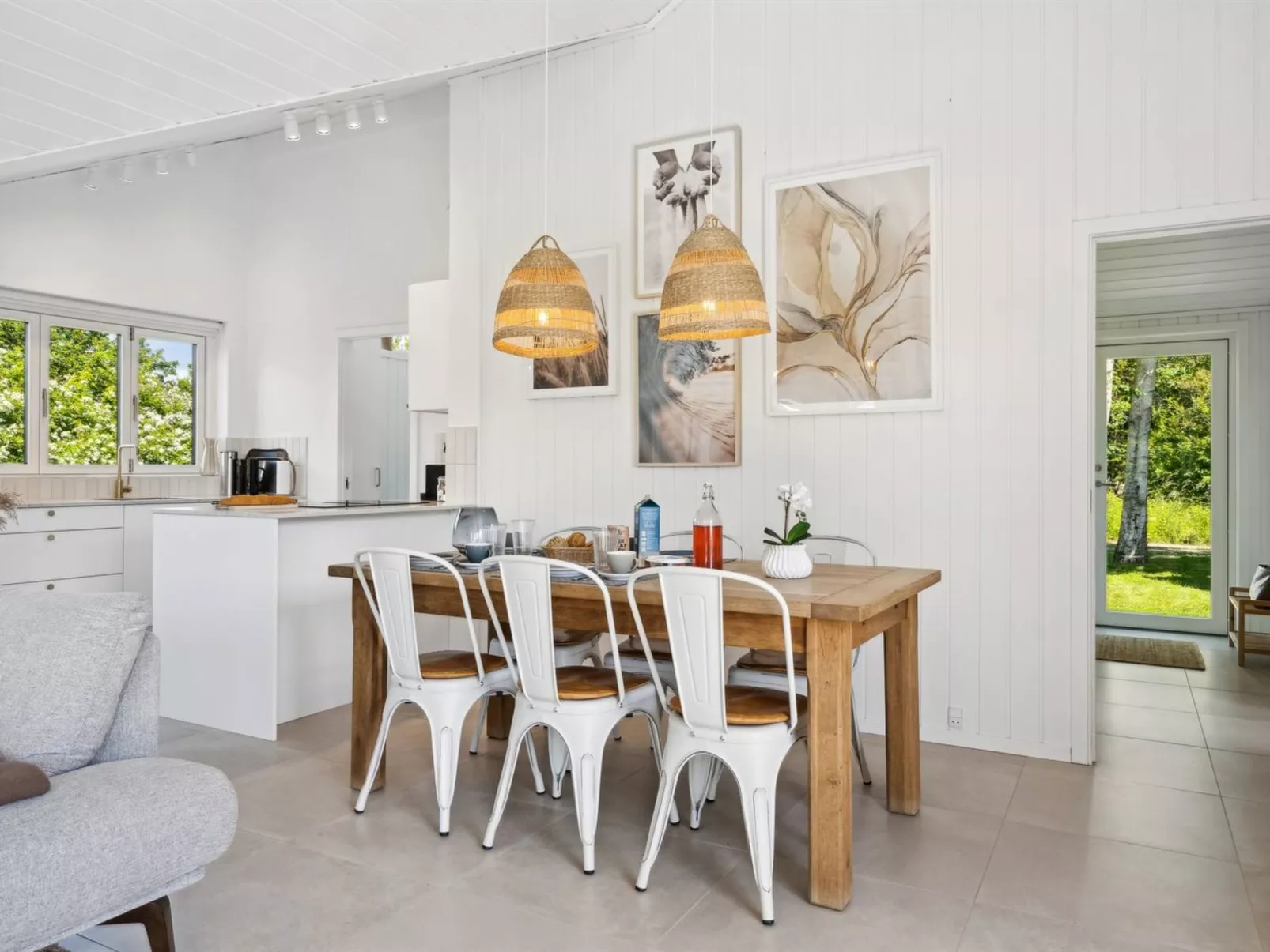 "Hermund" - 100m from the sea-Inside