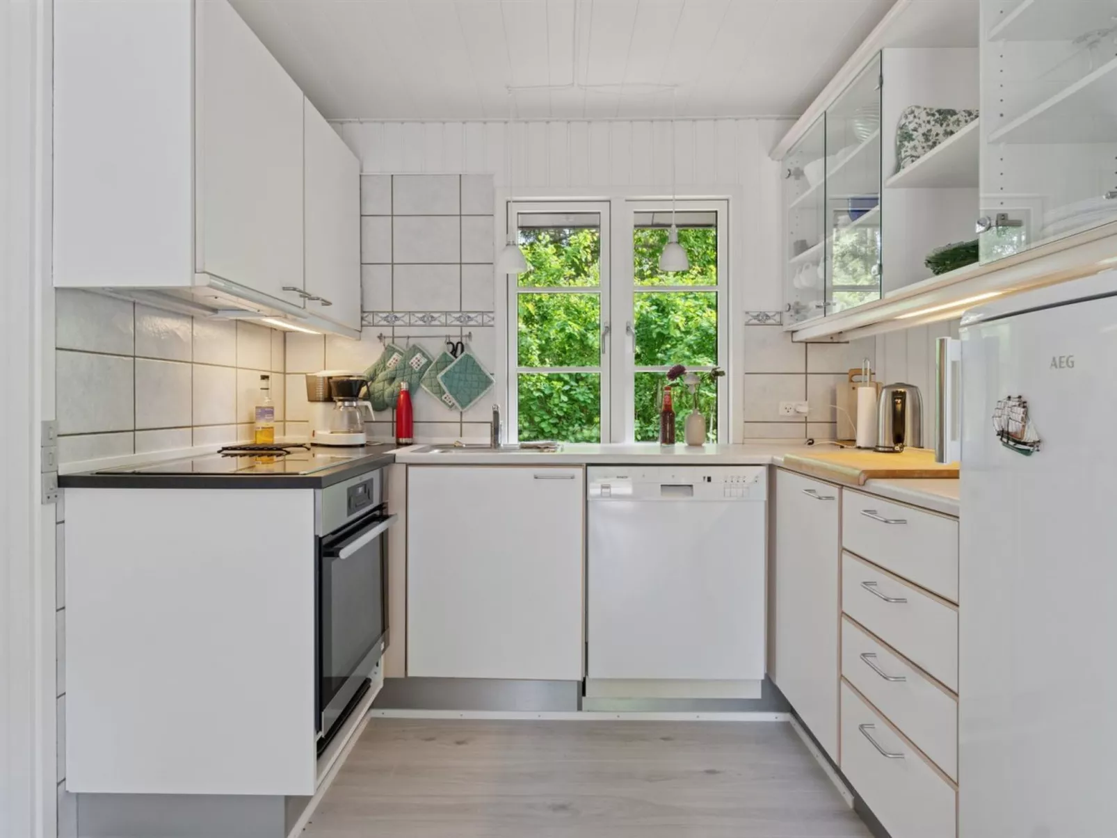 "Gail" - 200m from the sea-Drinnen