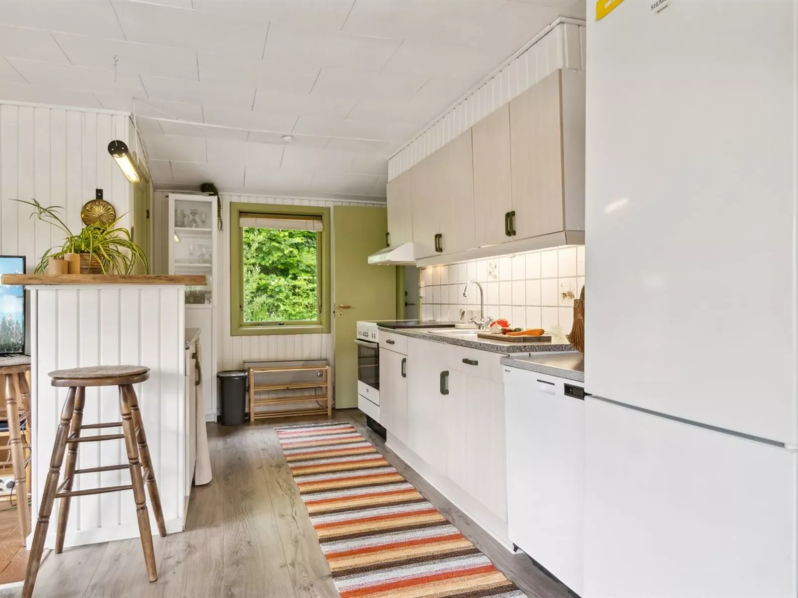 "Lovisa" - 7km from the sea-Dedans