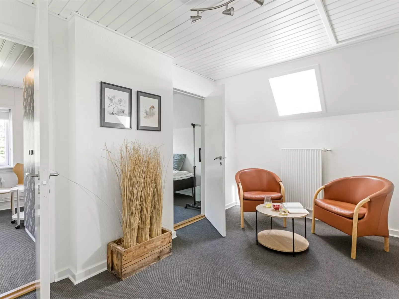 "Ancel" - 1.5km to the fjord-Inside