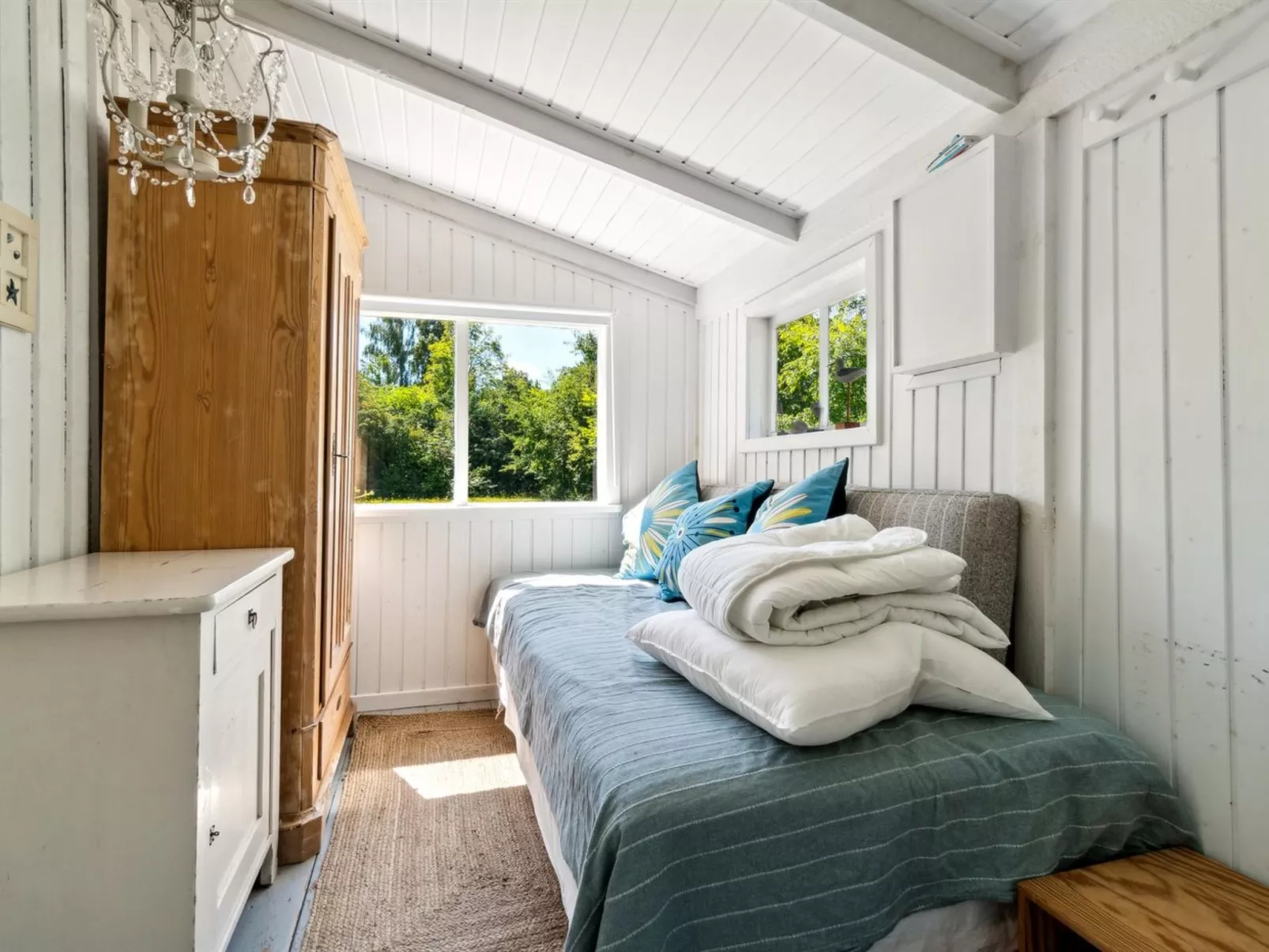 "Krister" - 900m from the sea-Dedans