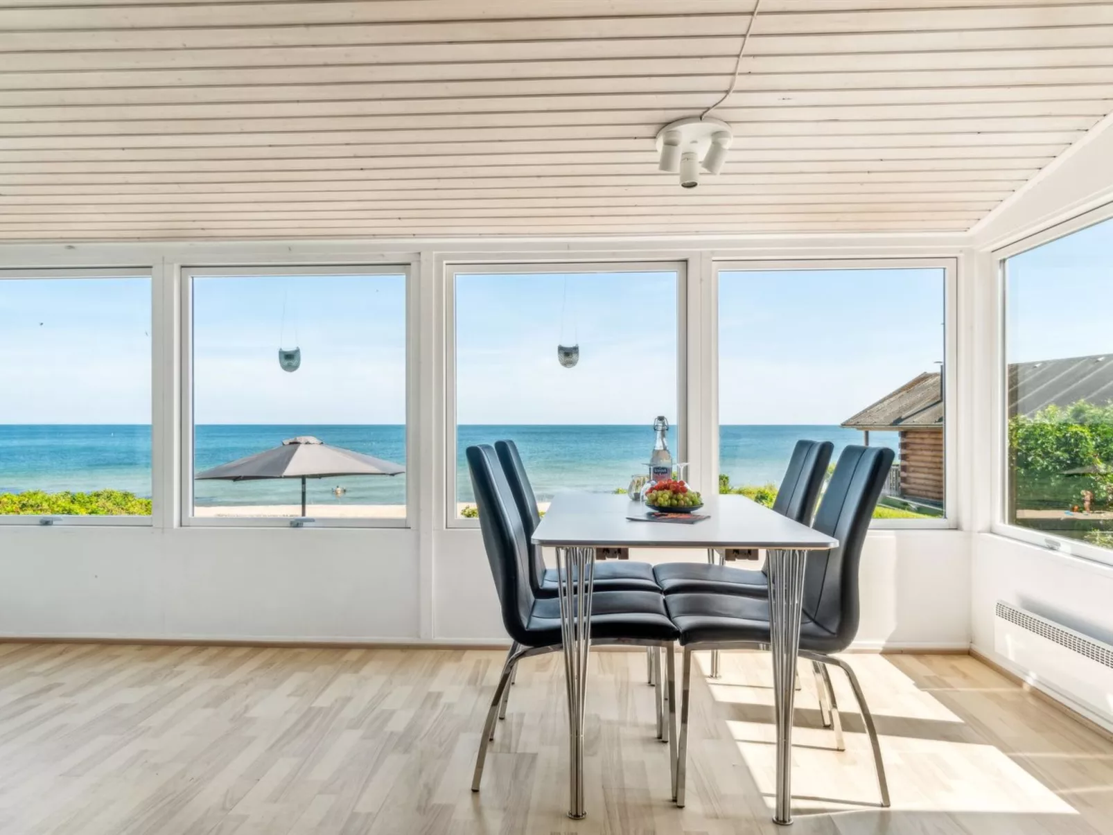 "Silke" - 10m from the sea-Drinnen