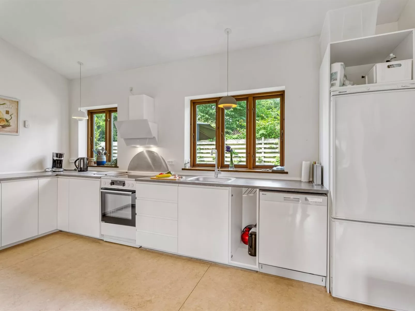 "Henkil" - 175m from the sea-Dedans