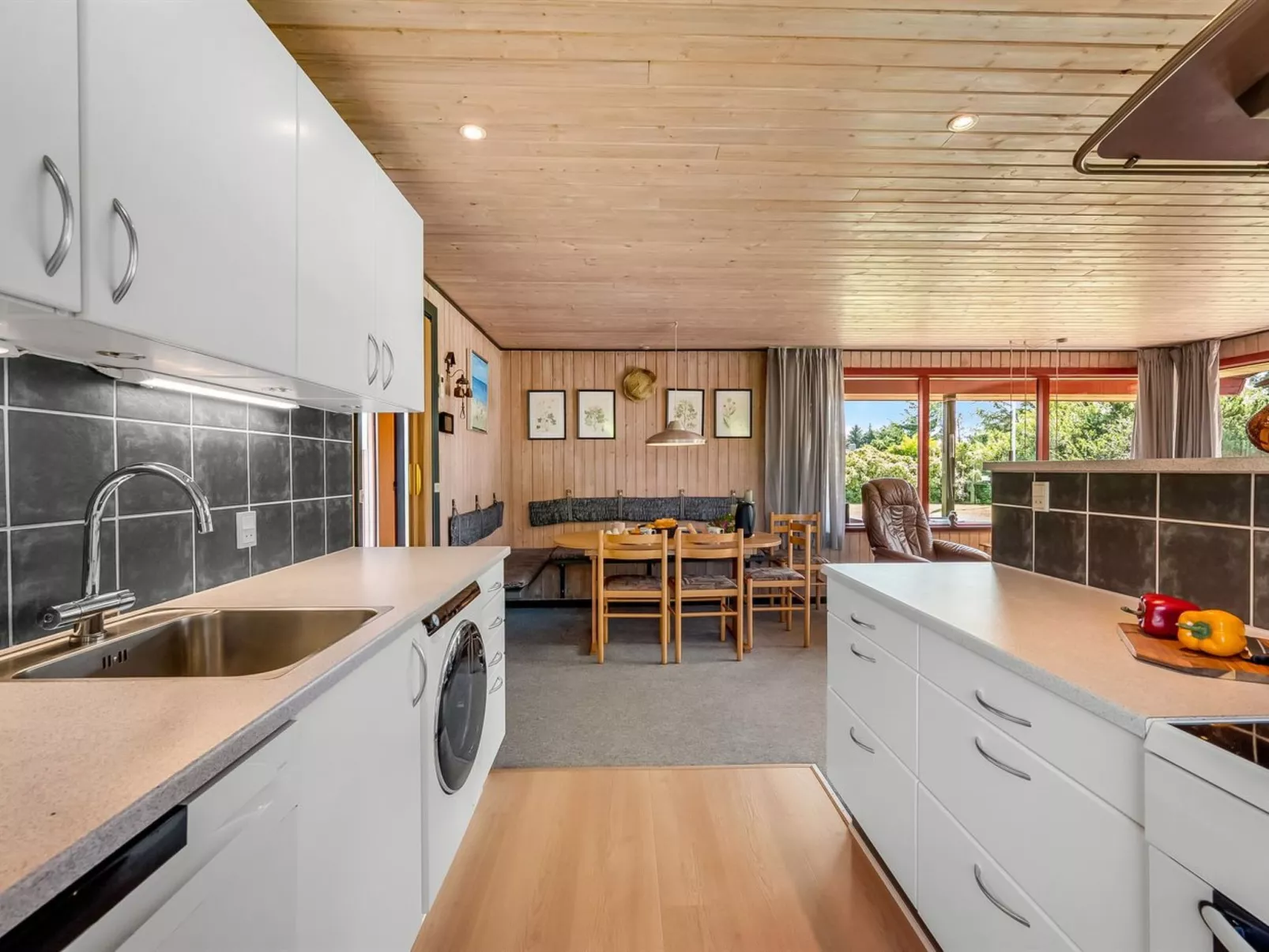 "Geertje" - 900m from the sea-Inside