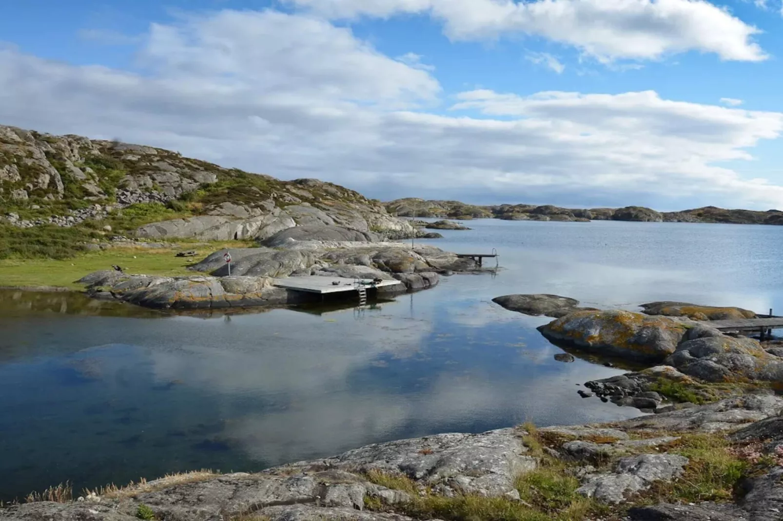4 etoiles maison de vacances a KYRKESUND-Vue sur l'eau