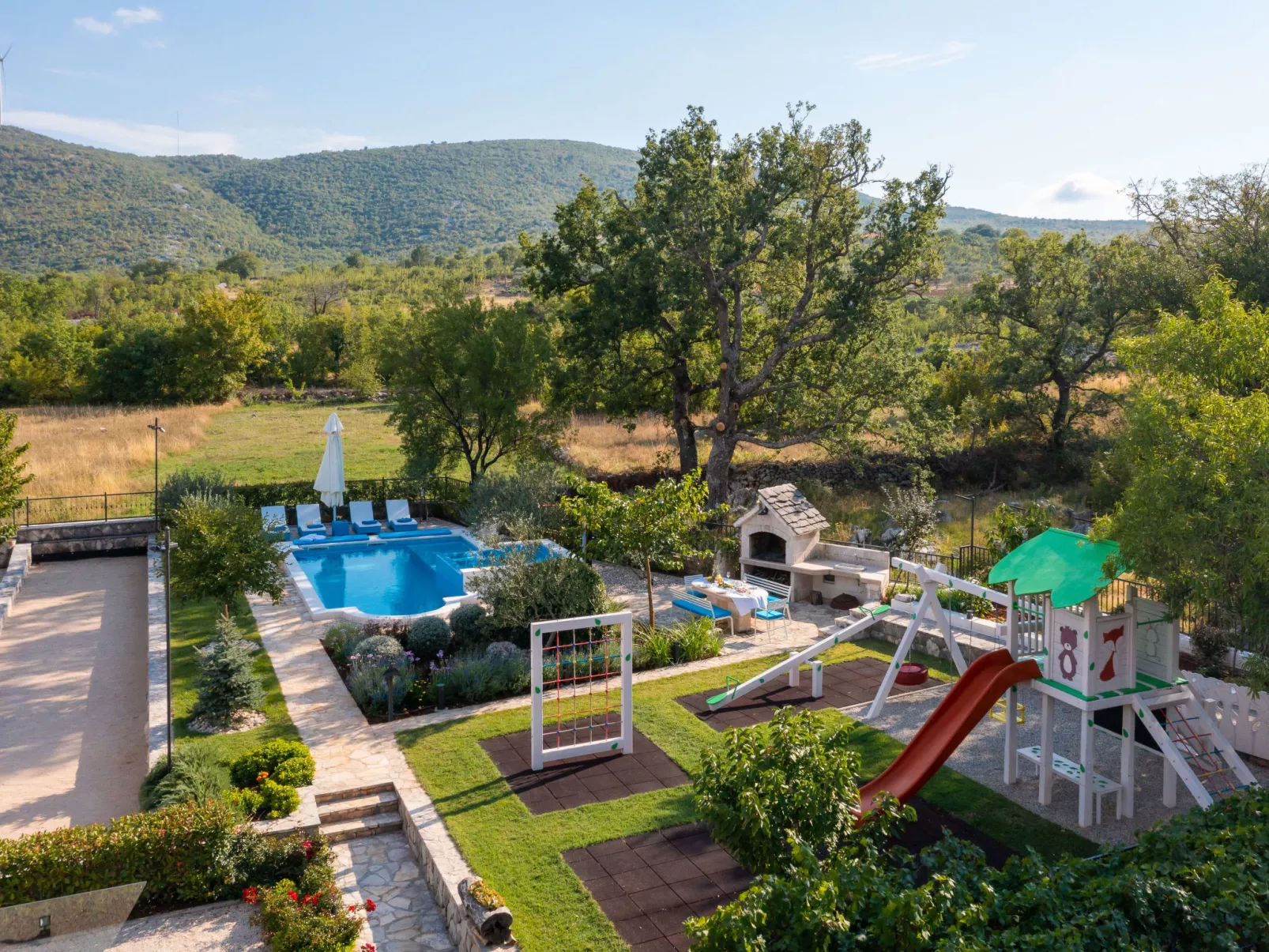 Villa Dalmatica moderna-Dehors