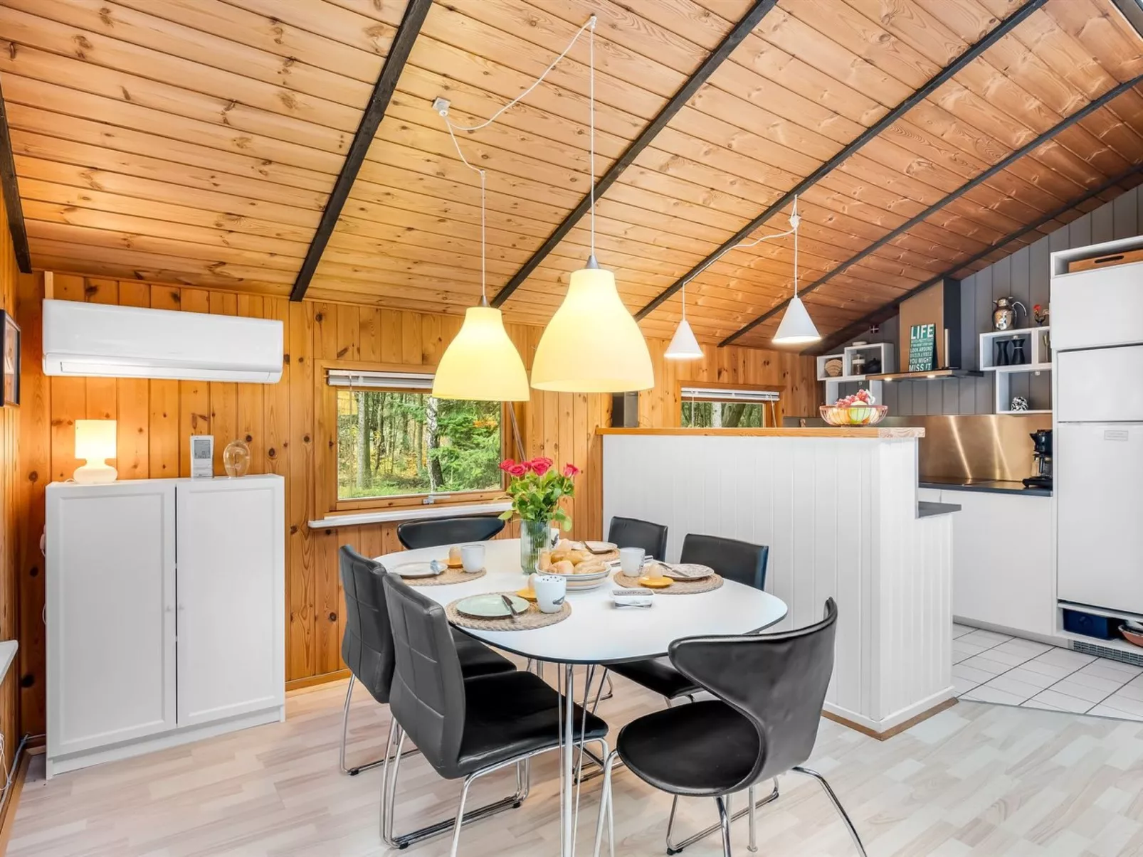 "Marthine" - 650m to the fjord-Dedans