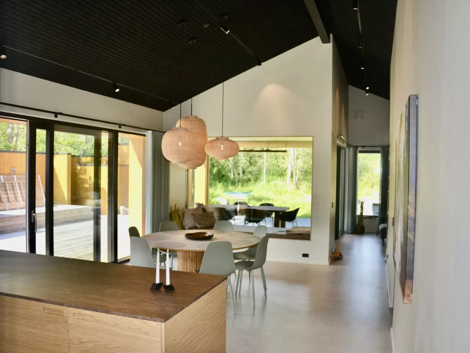 "Jaane" -  from the sea-Dedans