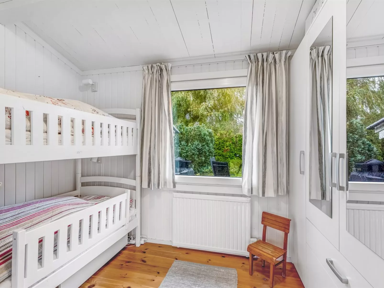 "Aameek" - 100m from the sea-Inside