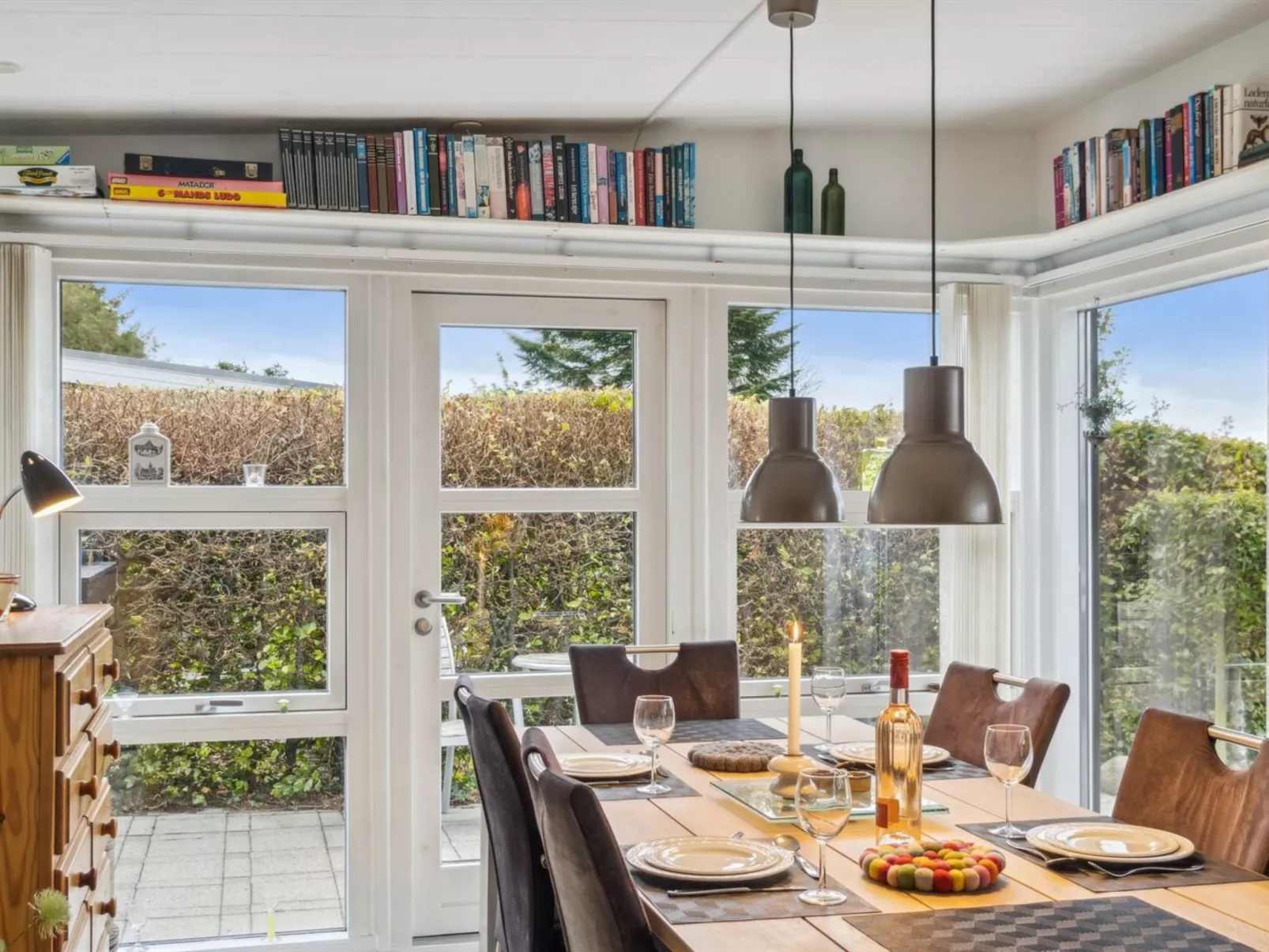 "Yngvy" - 500m from the sea-Drinnen