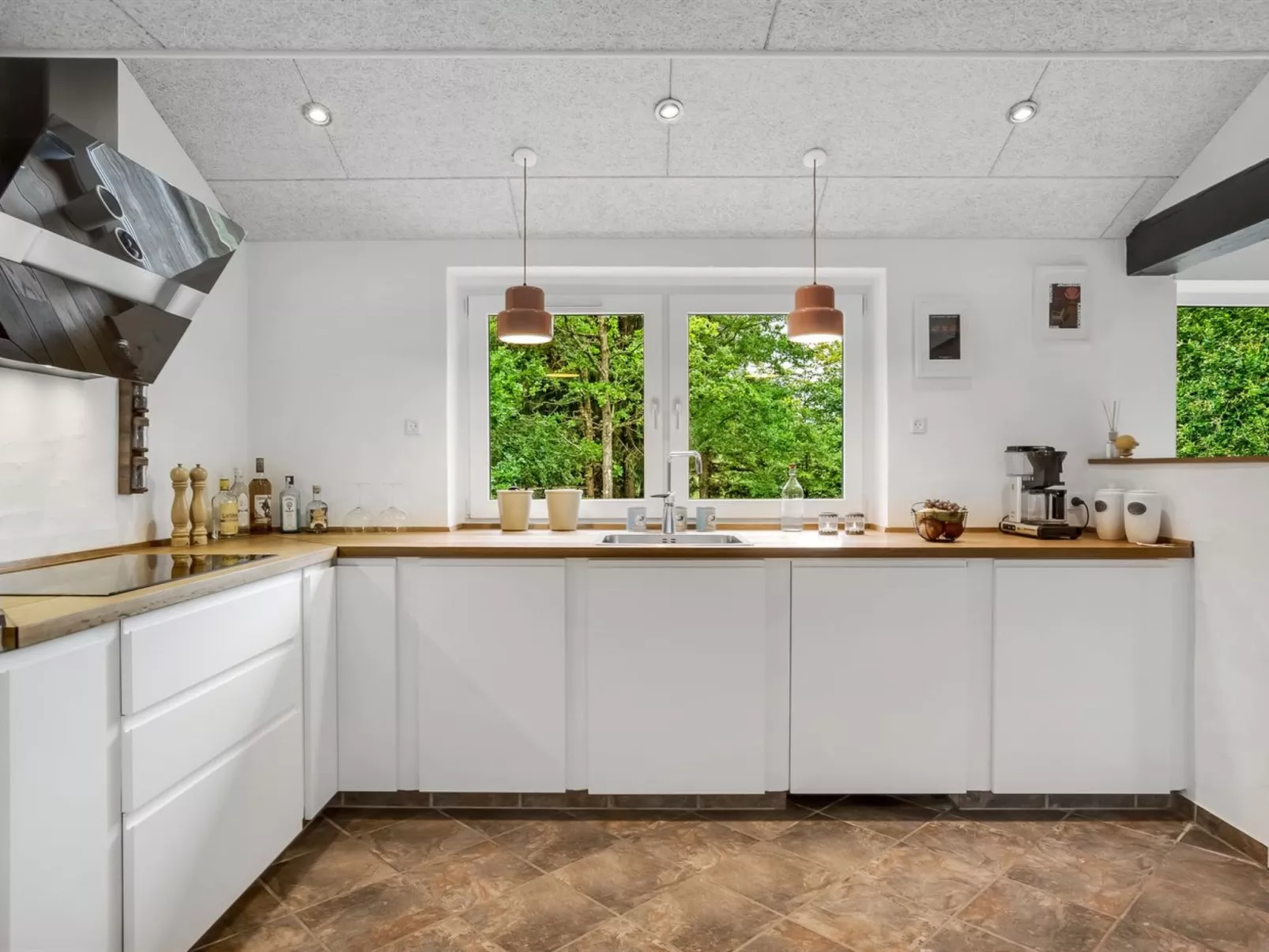 "Vicente" - 14km to the fjord-Inside