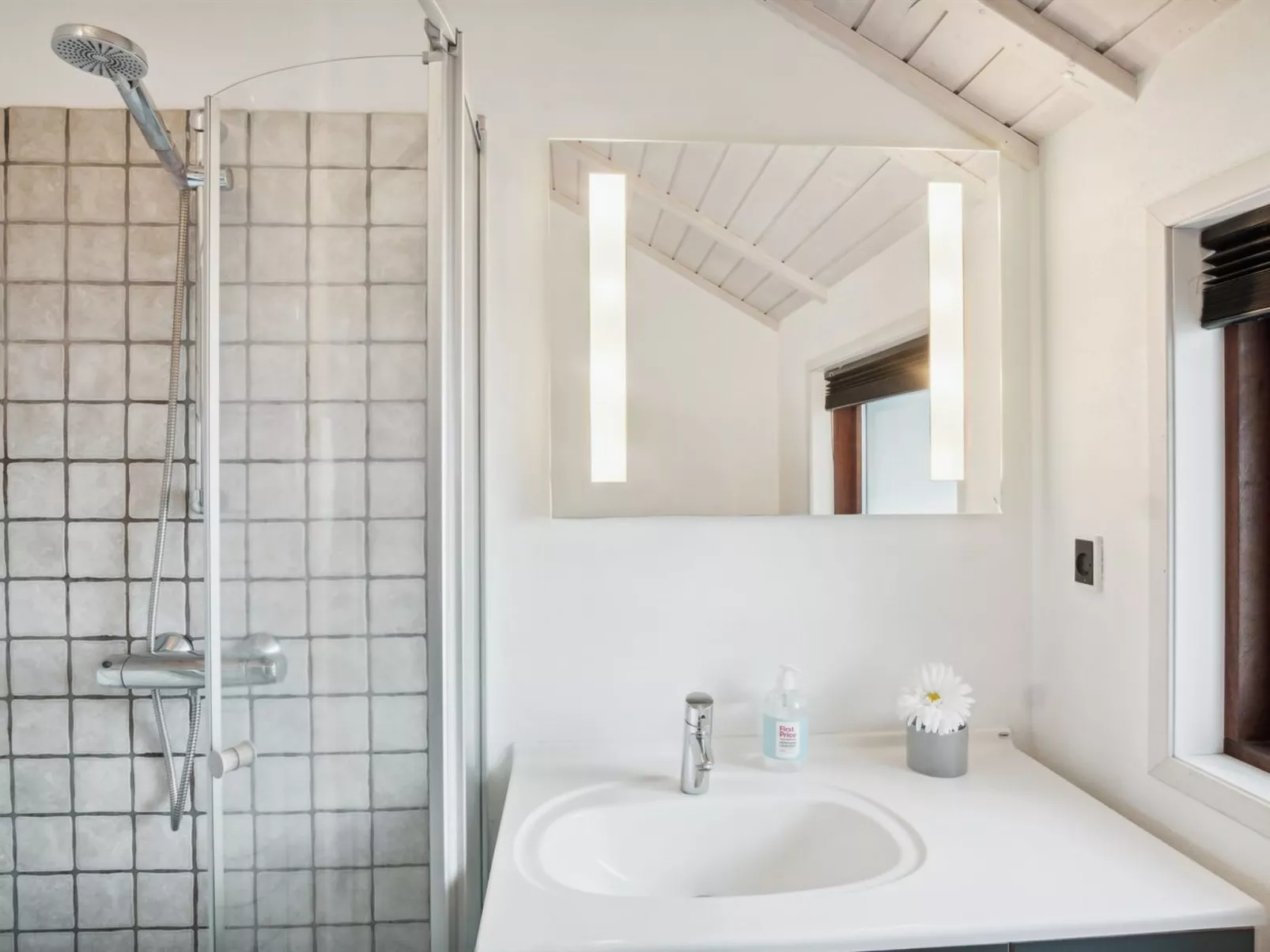 "Kaarina" - 250m from the sea-Drinnen