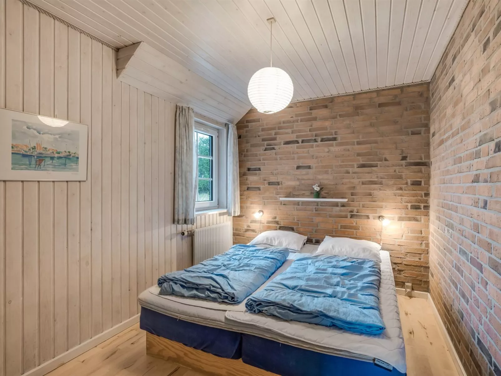 "Alexandria" -  from the sea-Dedans