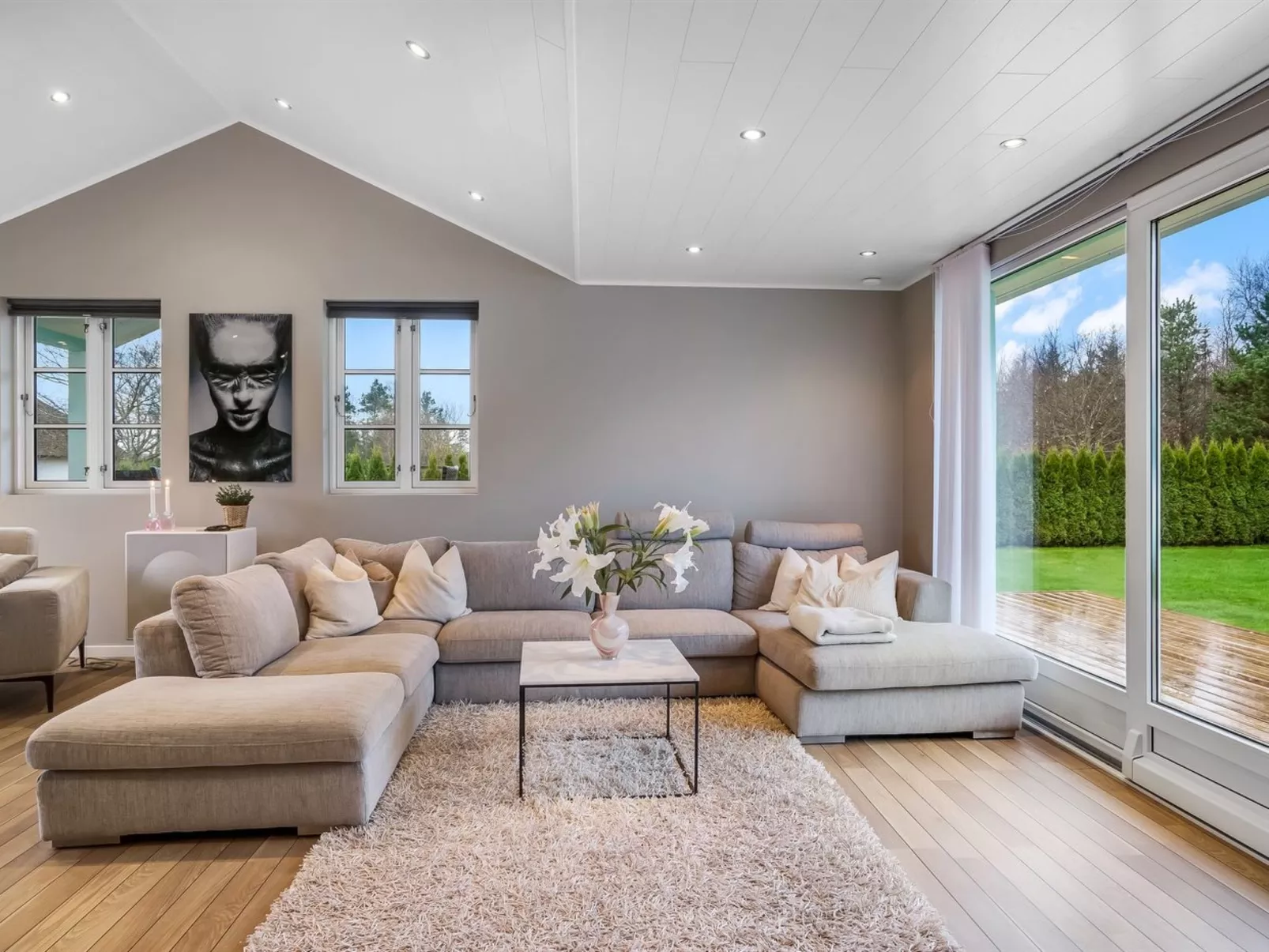 "Bent" -  from the sea-Dedans