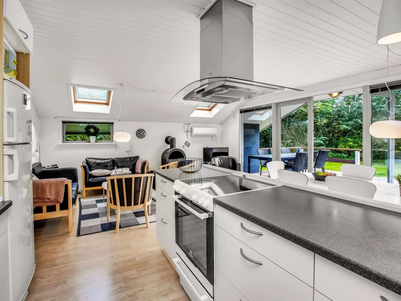 "Dimo" - 30km from the sea-Inside