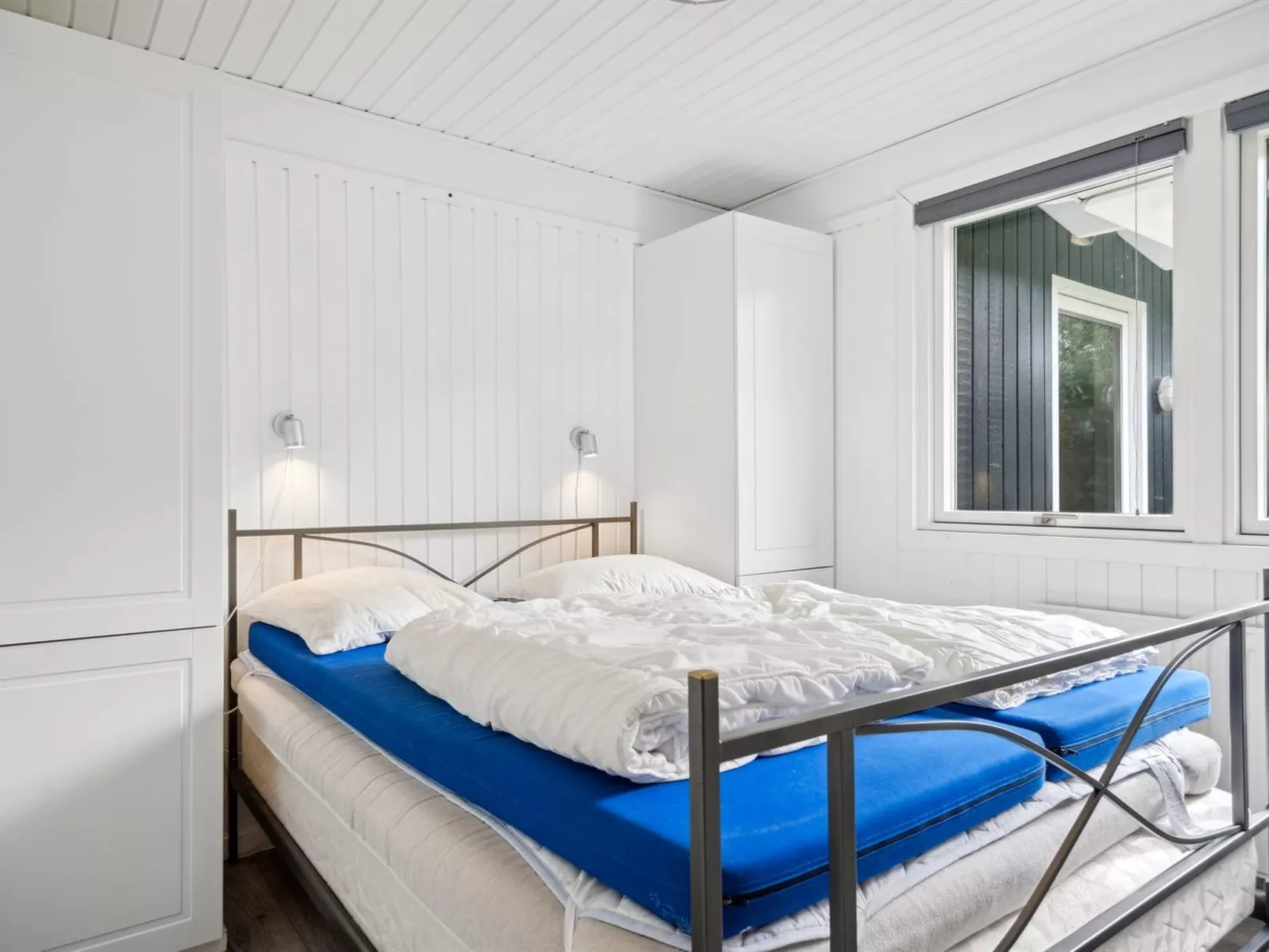 "Eugenie" - 100m from the sea-Dedans