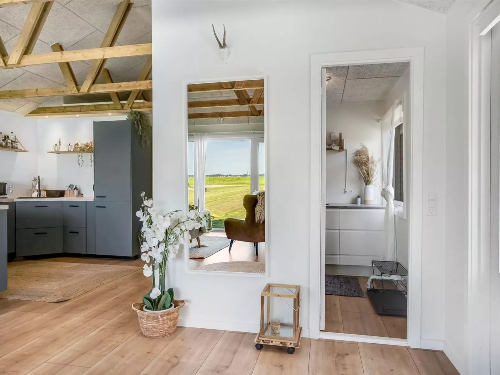 "Kanerva" - 100m to the fjord-Dedans