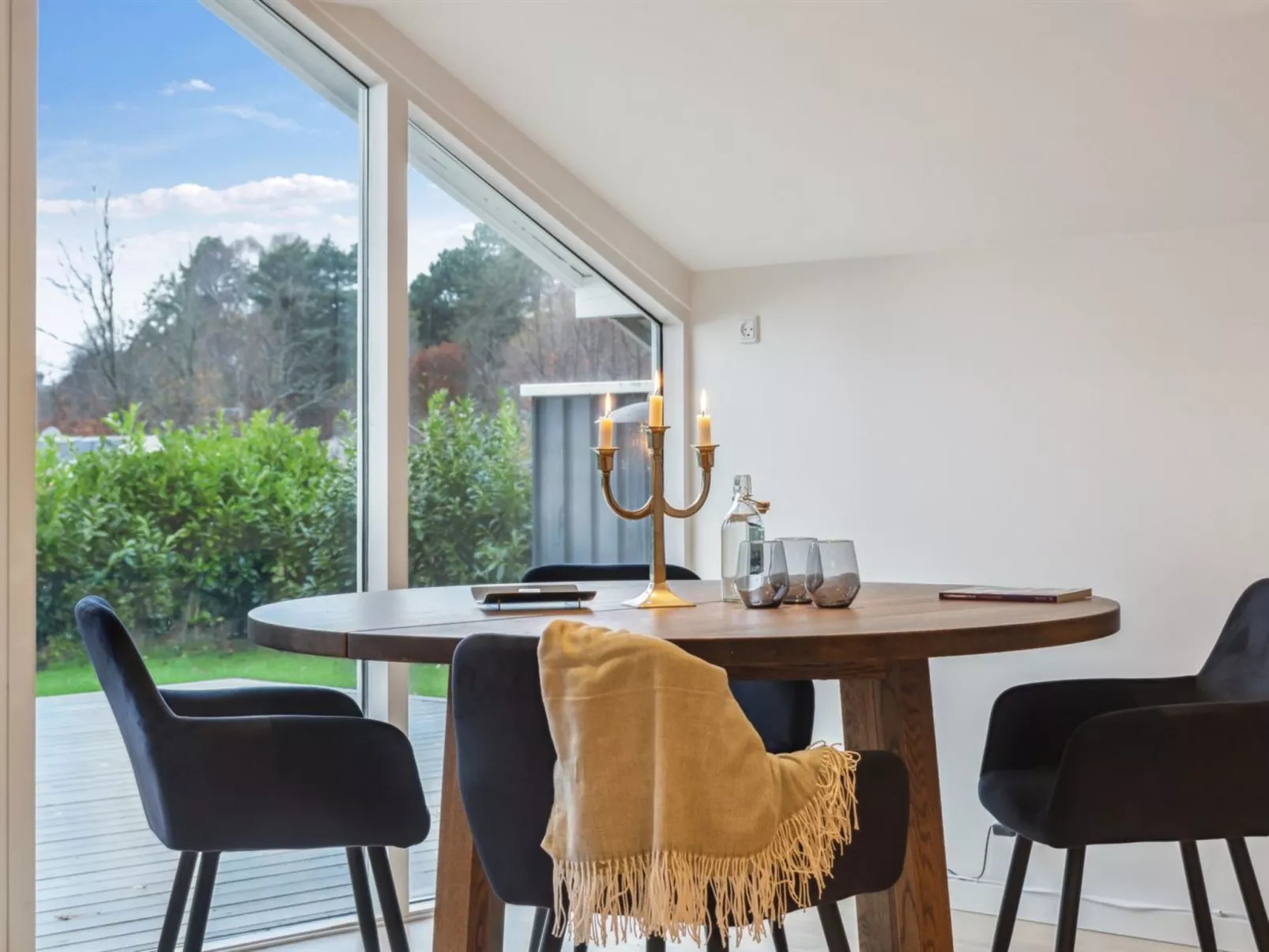 "Frithlef" - 1.3km from the sea-Inside