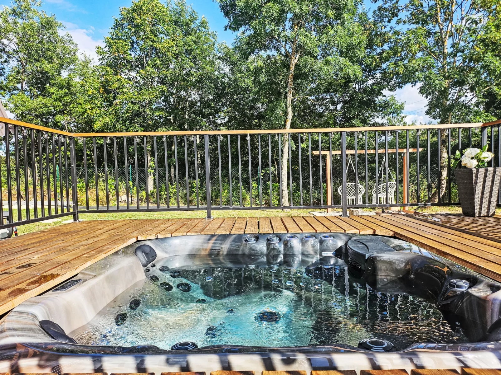 Tomina Koliba Lika-Dehors