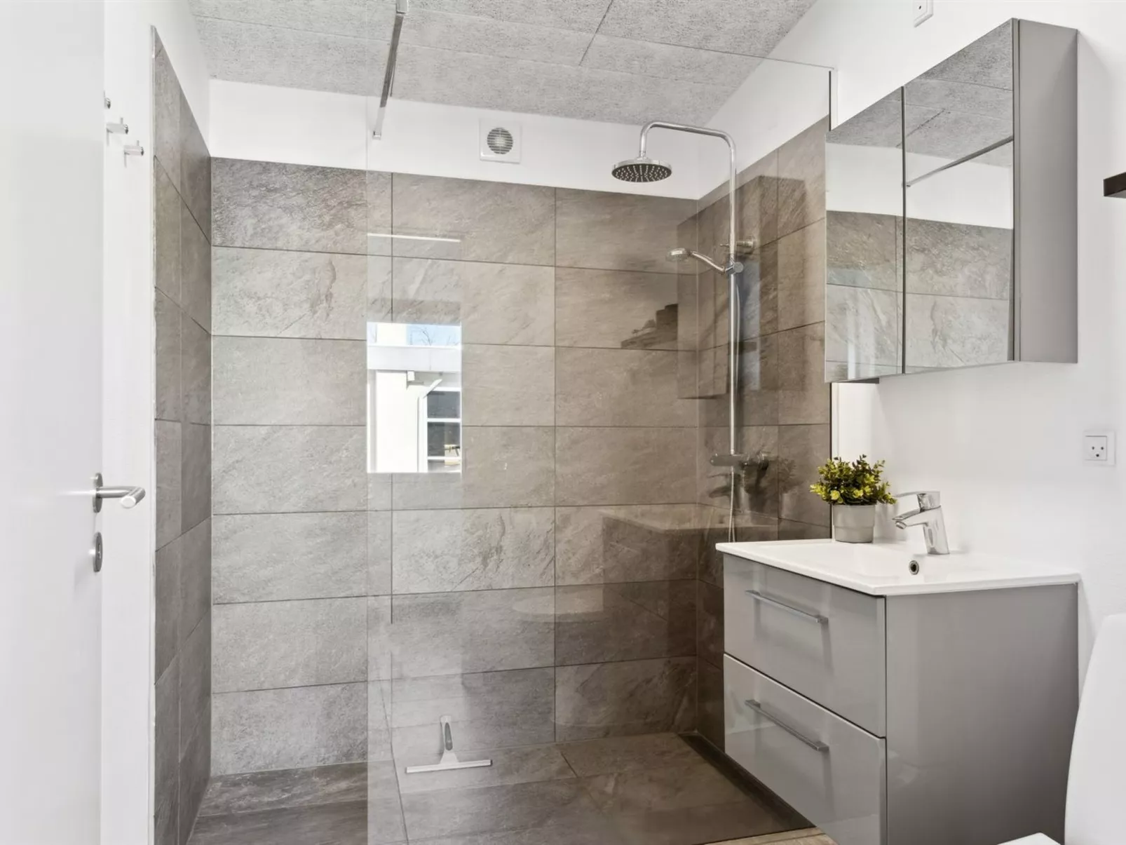 "Sebine" - 200m from the sea-Inside