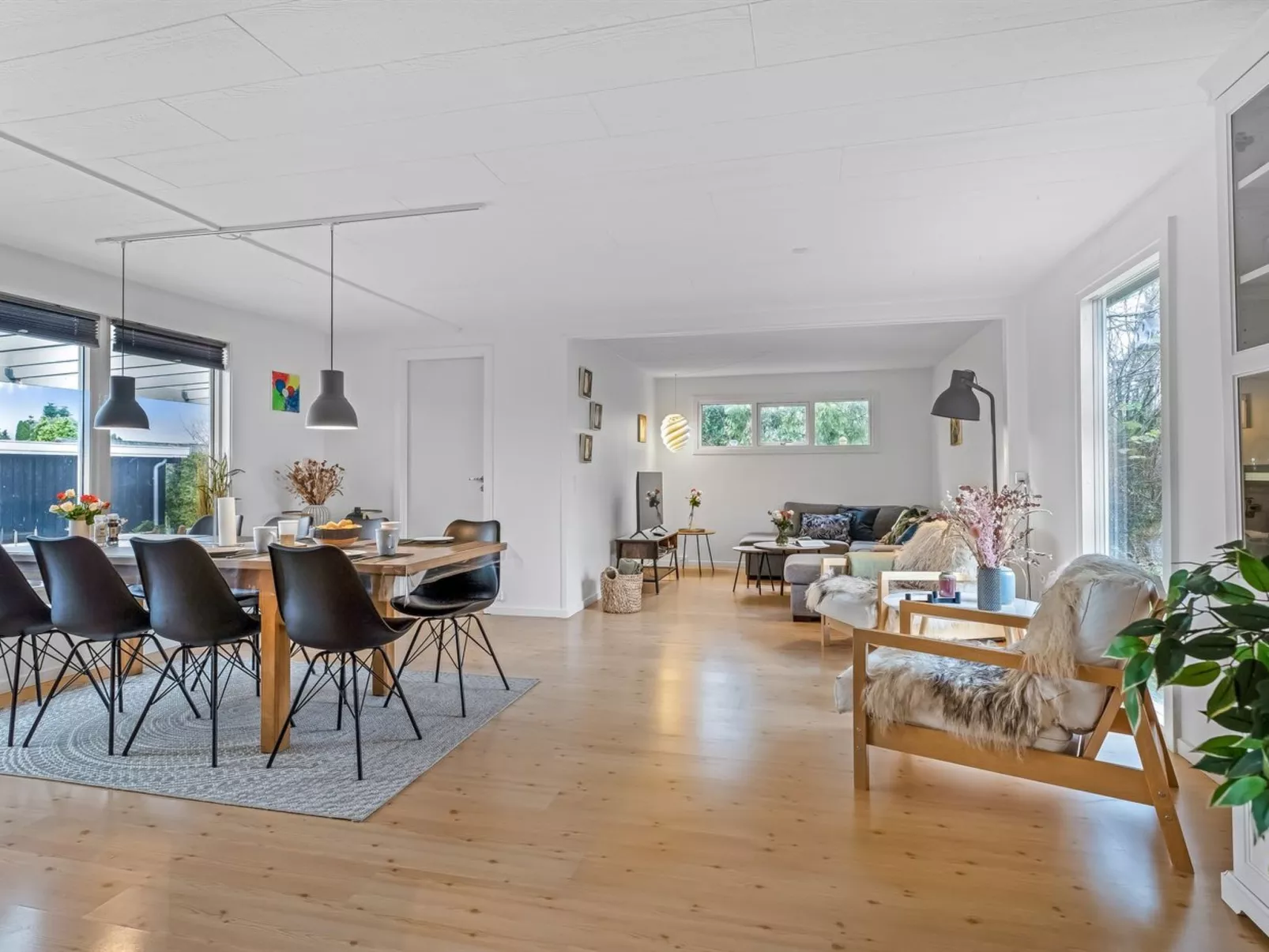 "Runhild" - 450m from the sea-Inside