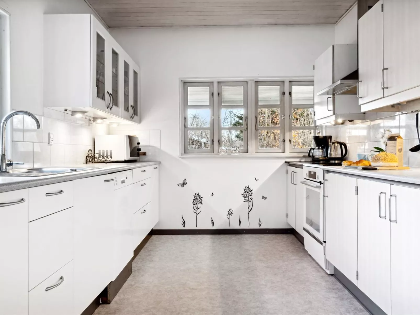 "Elemine" - 300m to the fjord-Dedans