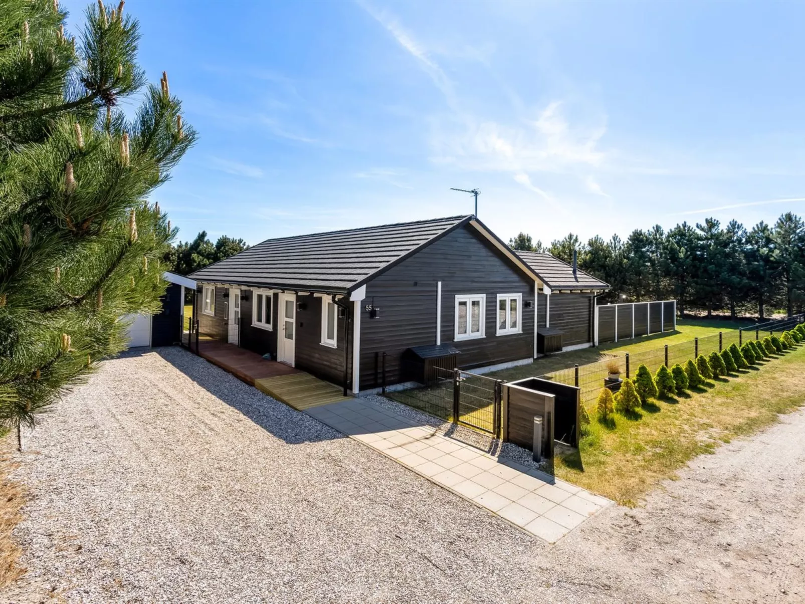 "Amdi" - 1.3km from the sea-Outside