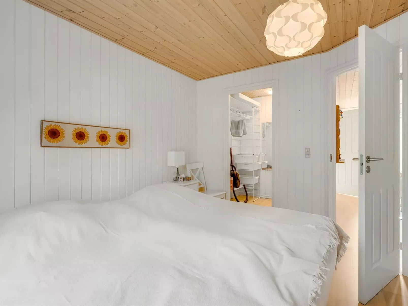 "Toska" - 3km from the sea-Inside