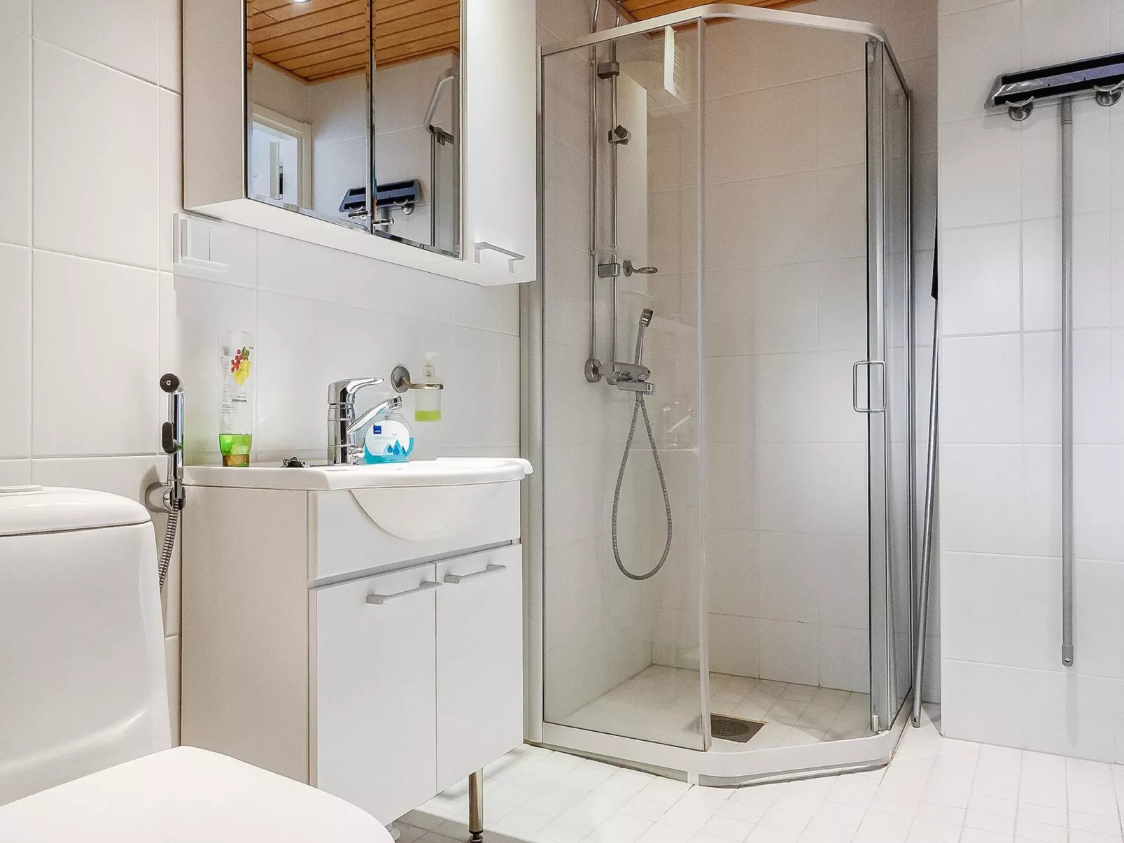 Levi star 2, as. 409-Inside