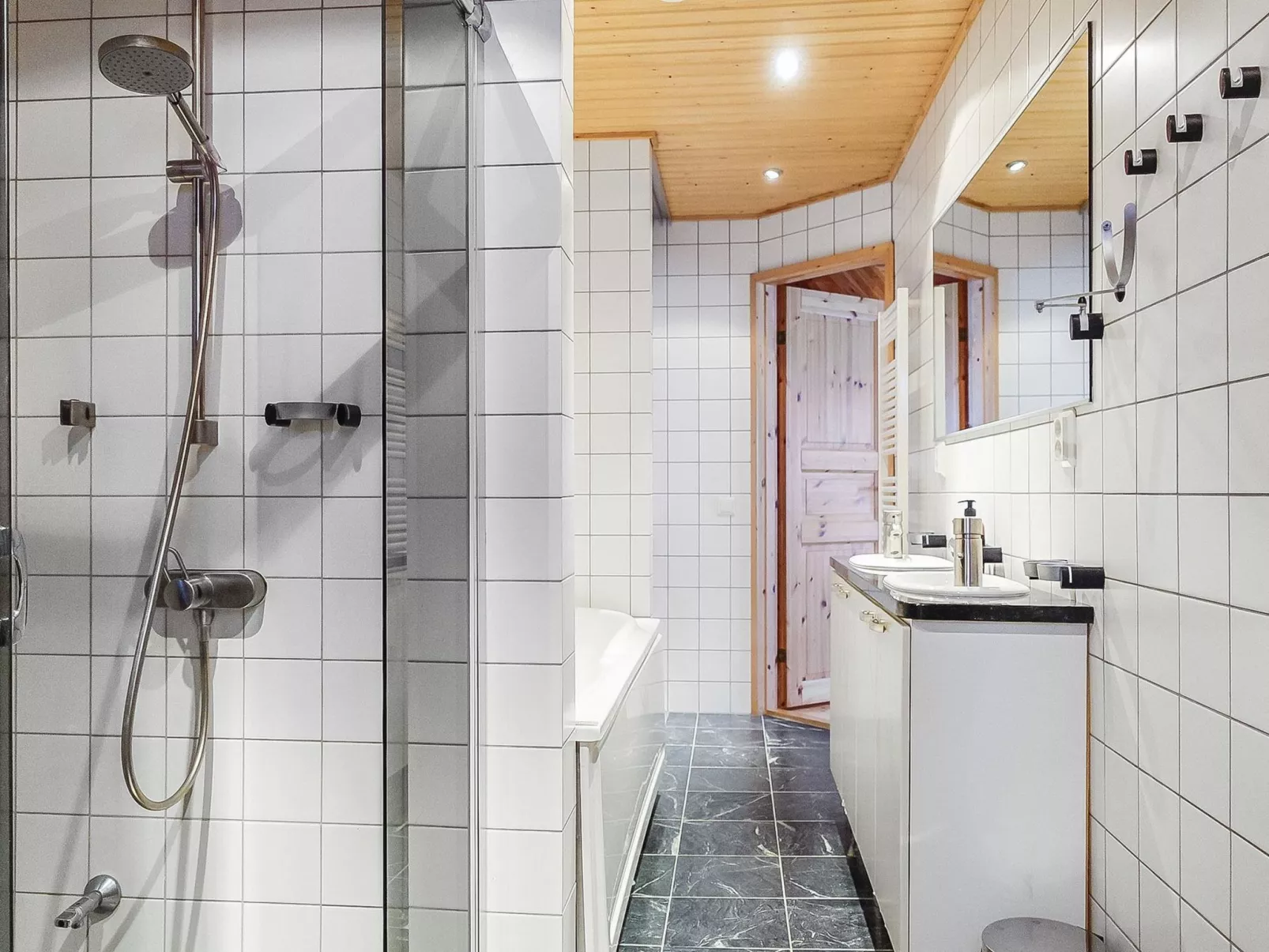 Lappi dream house-Inside