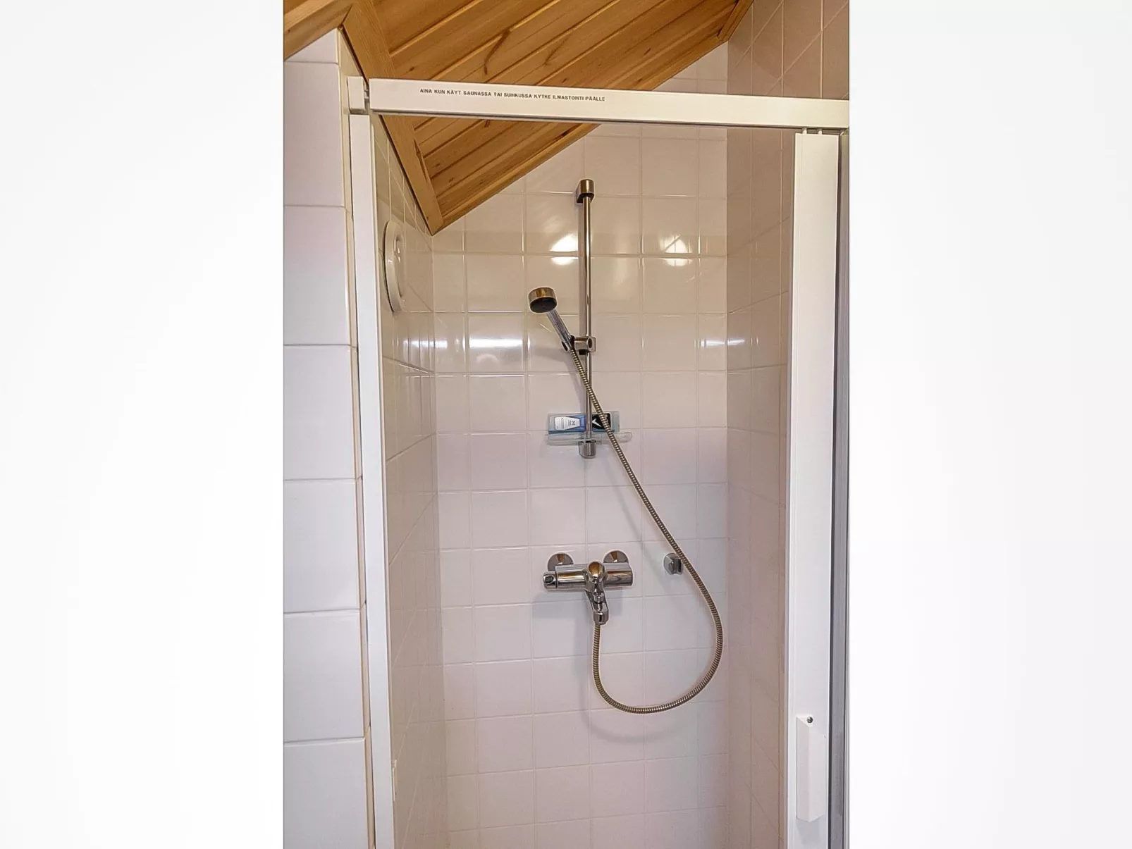 Lomapykälä 1 a-Drinnen