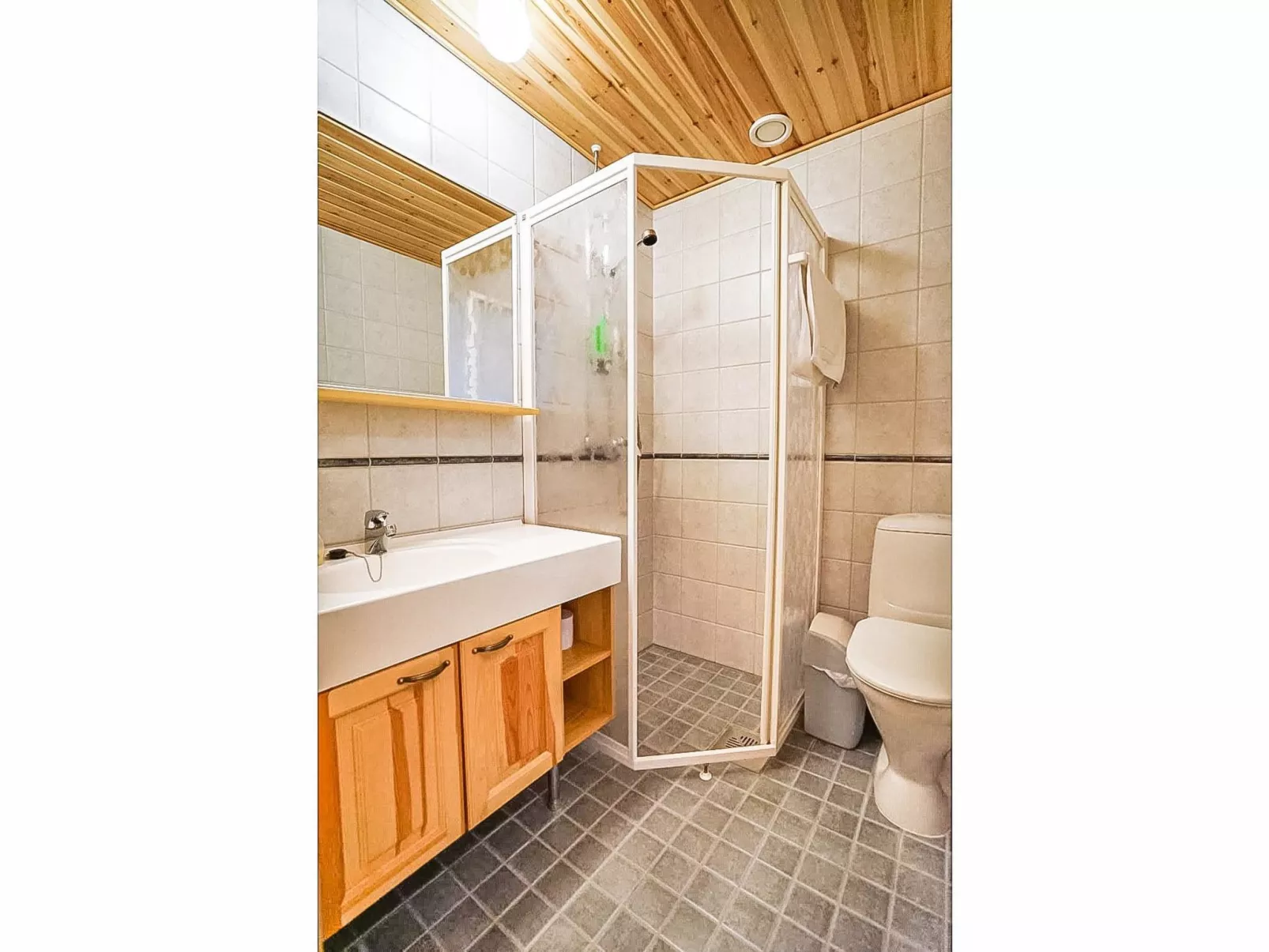 Kairapolanne b-Dedans