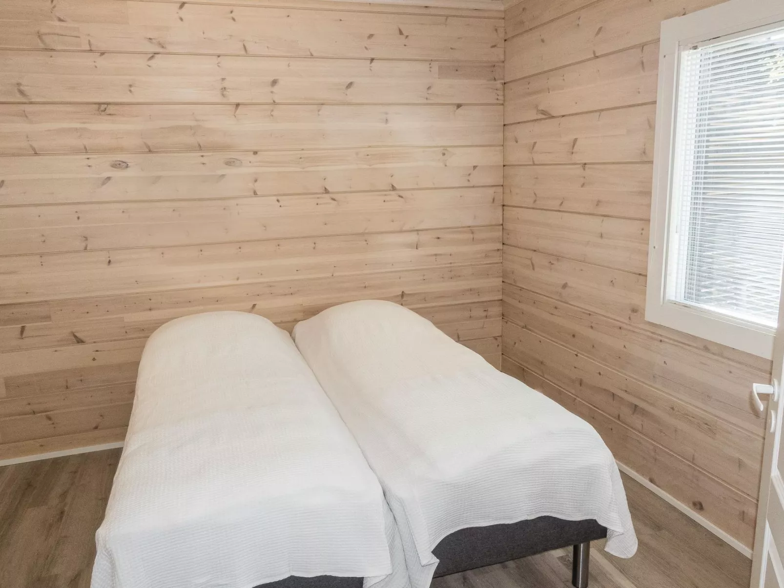 Villa paatari-Inside